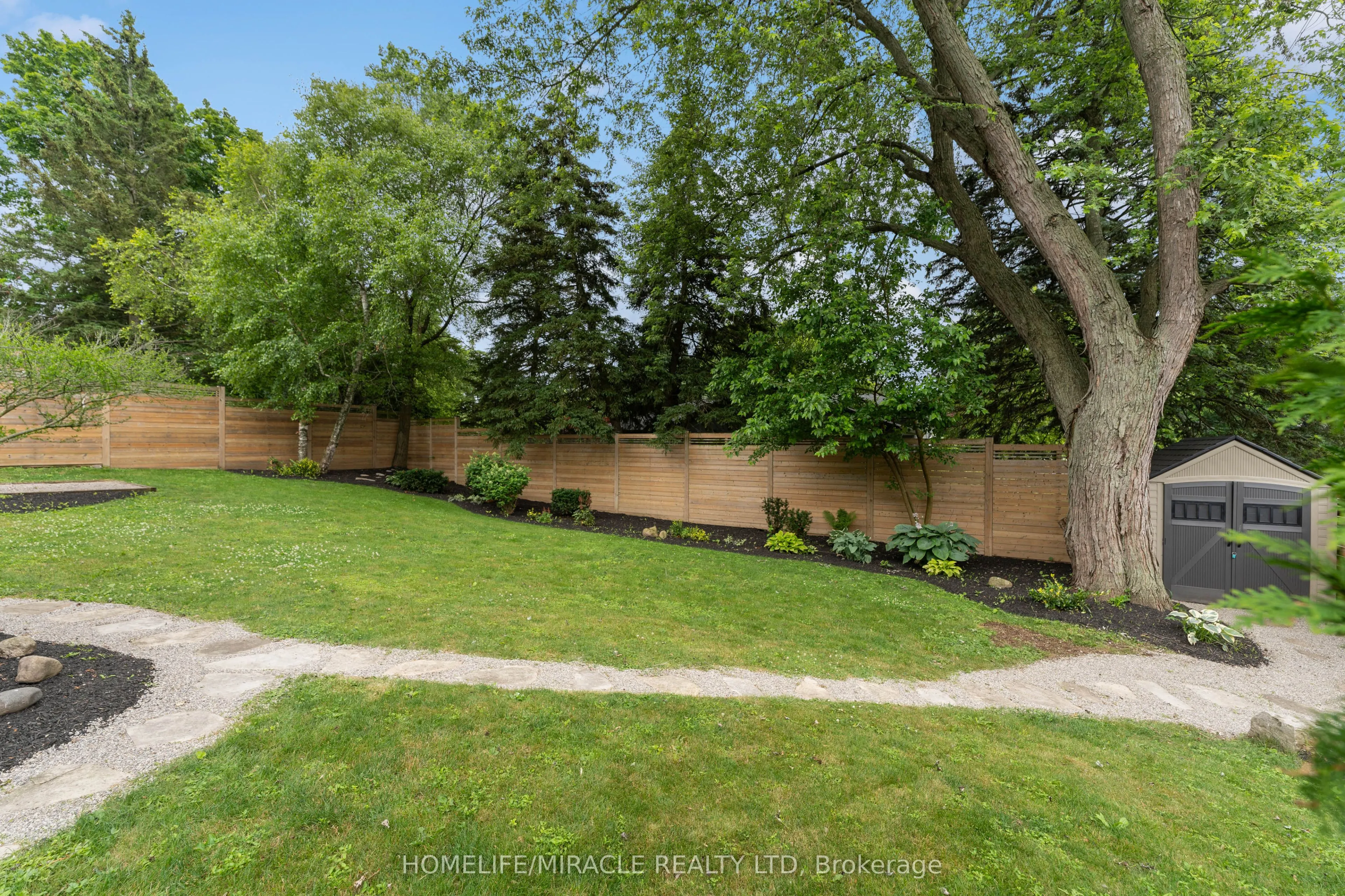 136 Mohawk Road