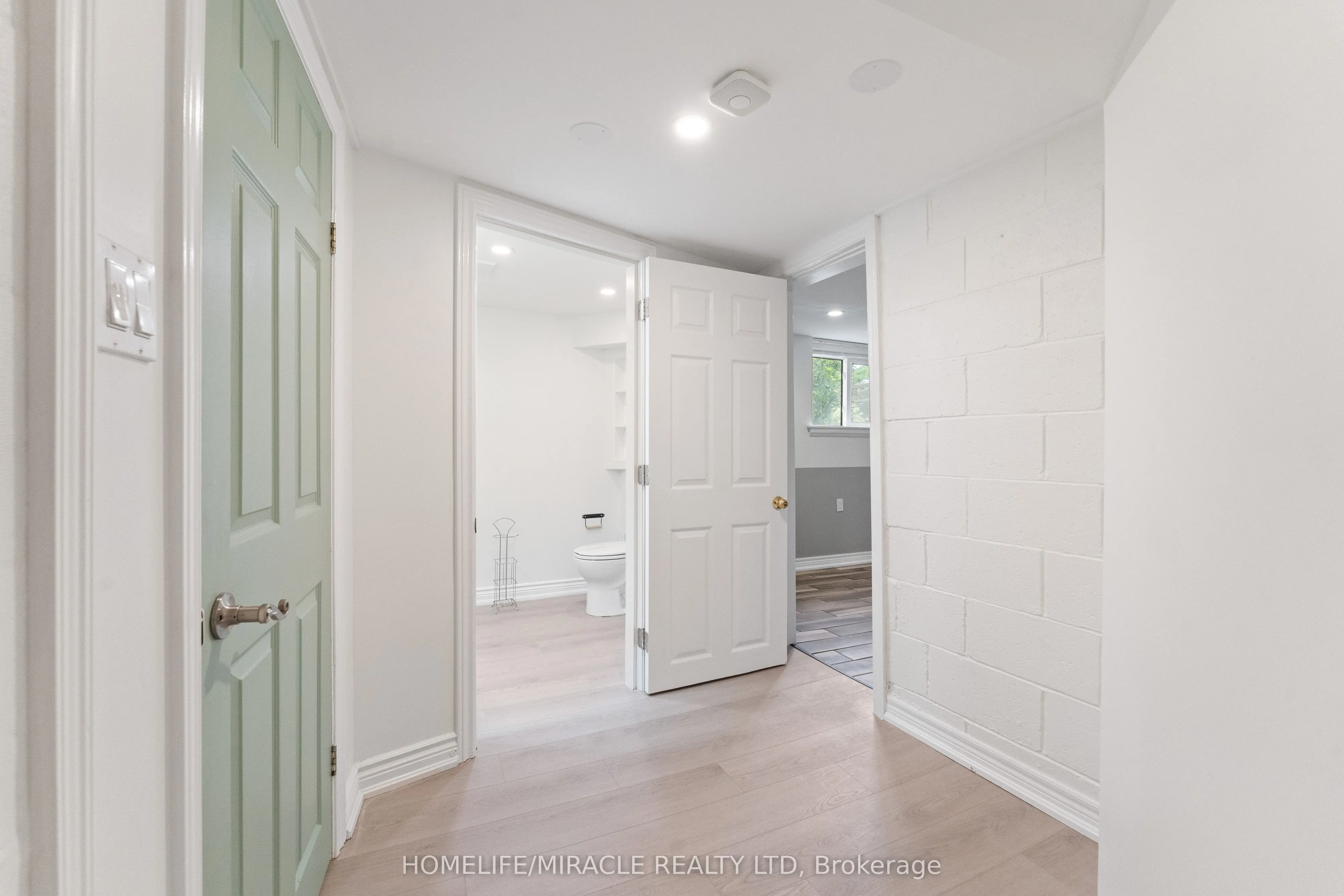 136 Mohawk Road
