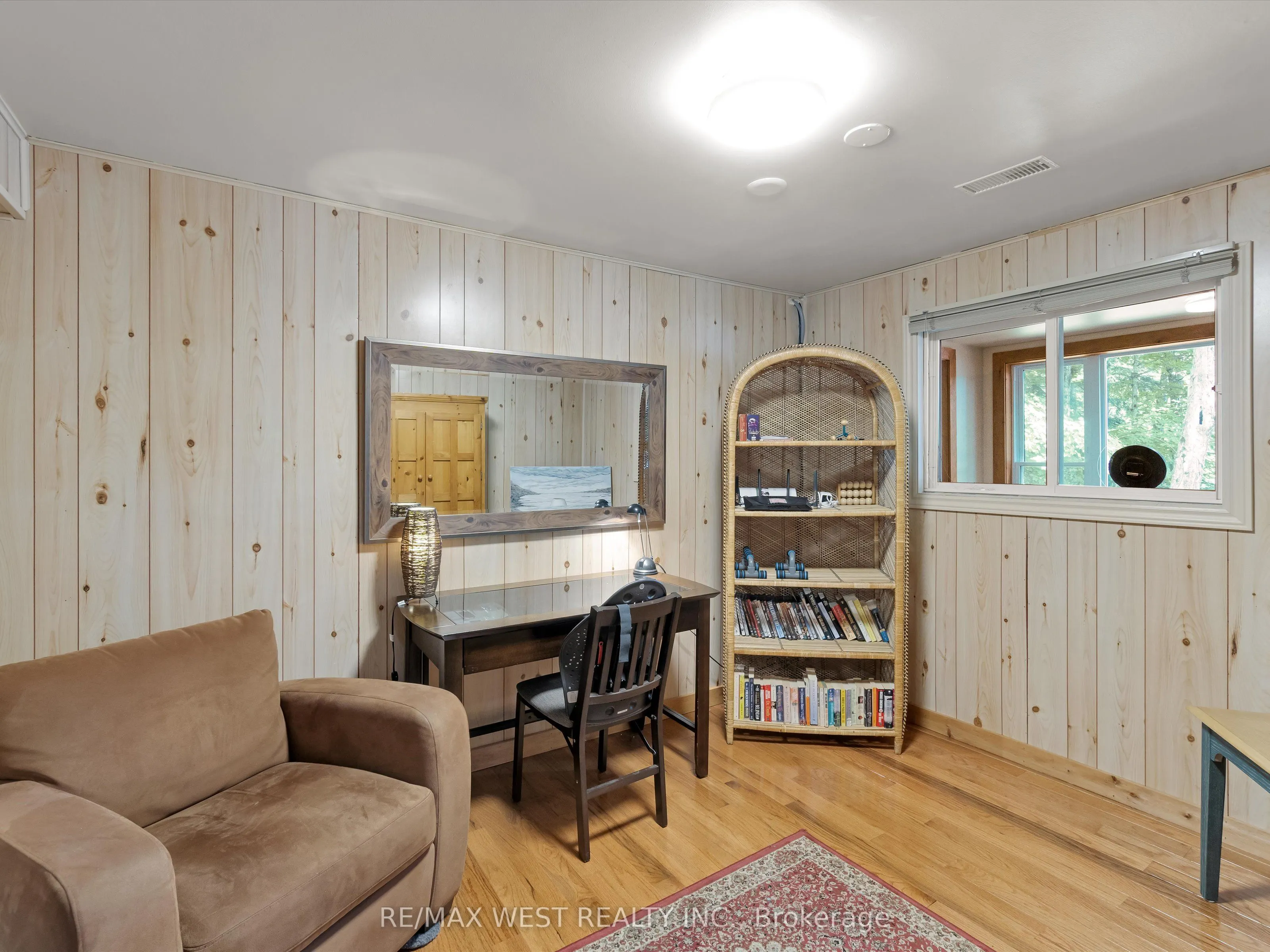 1091 MCARTHUR POINT Road