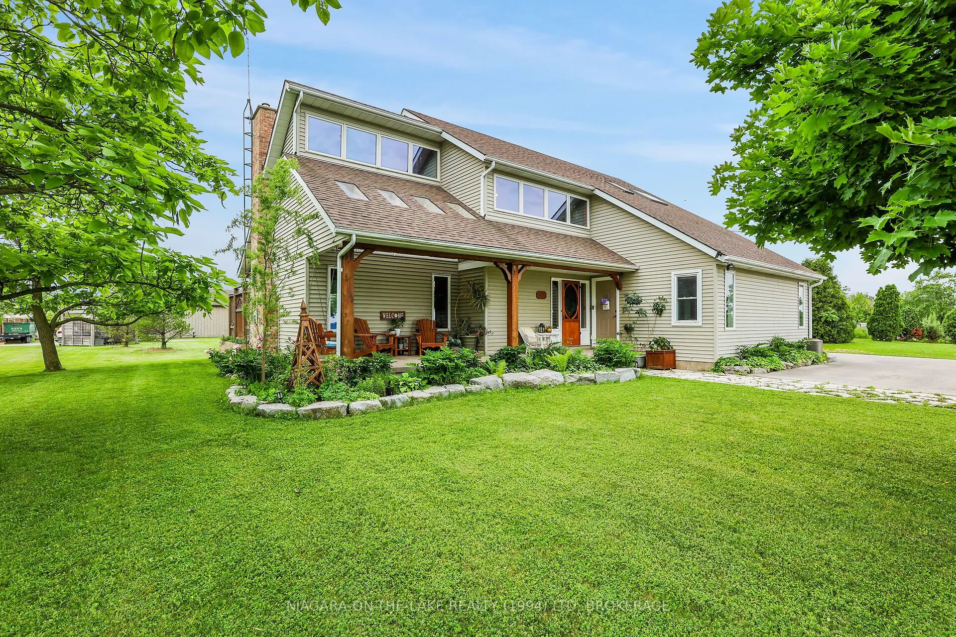 445 QUEENSTON Road