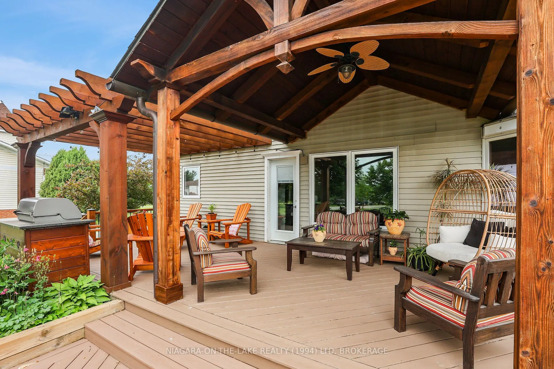 445 QUEENSTON Road