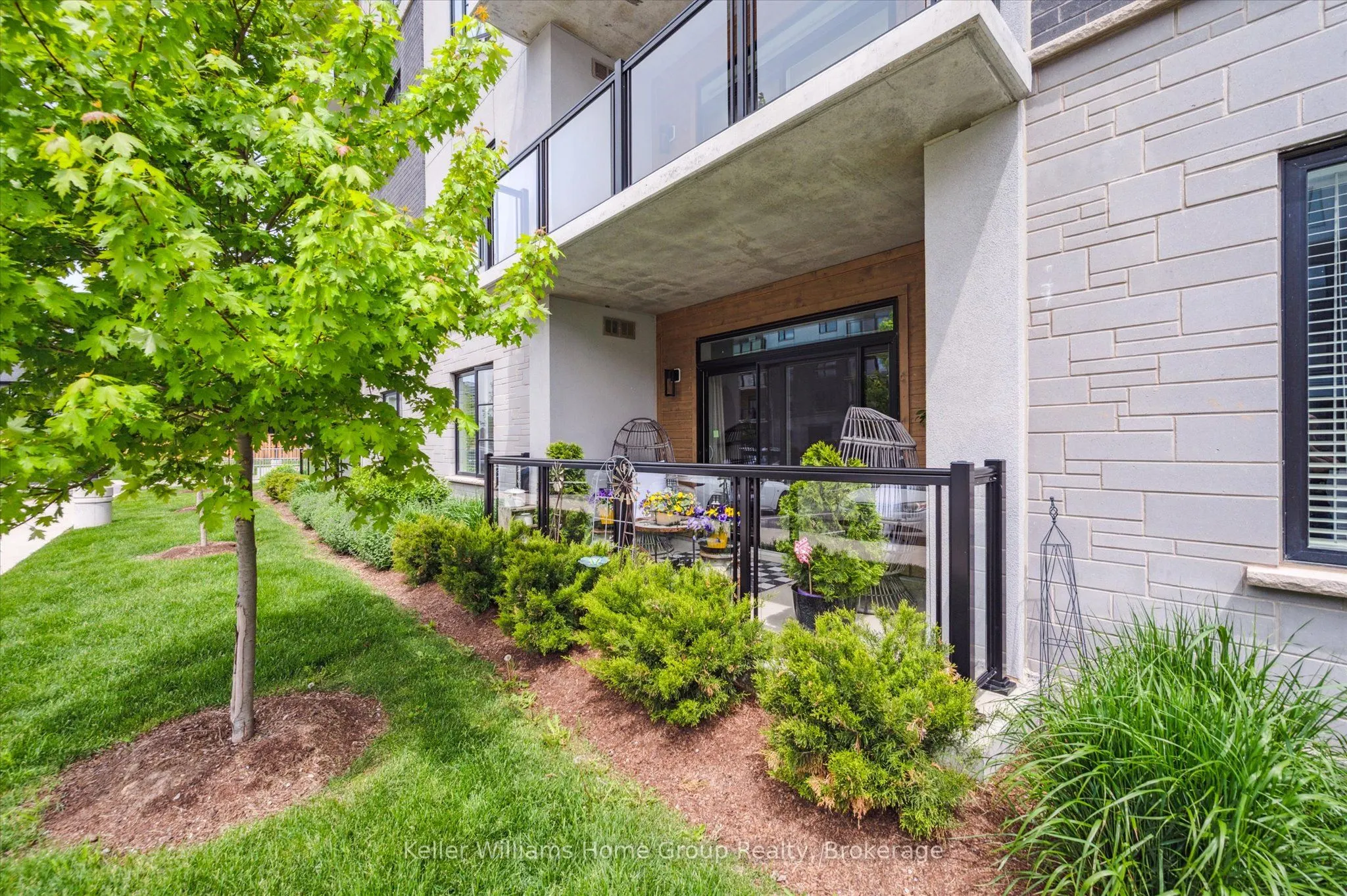 99A Farley Road, #101
