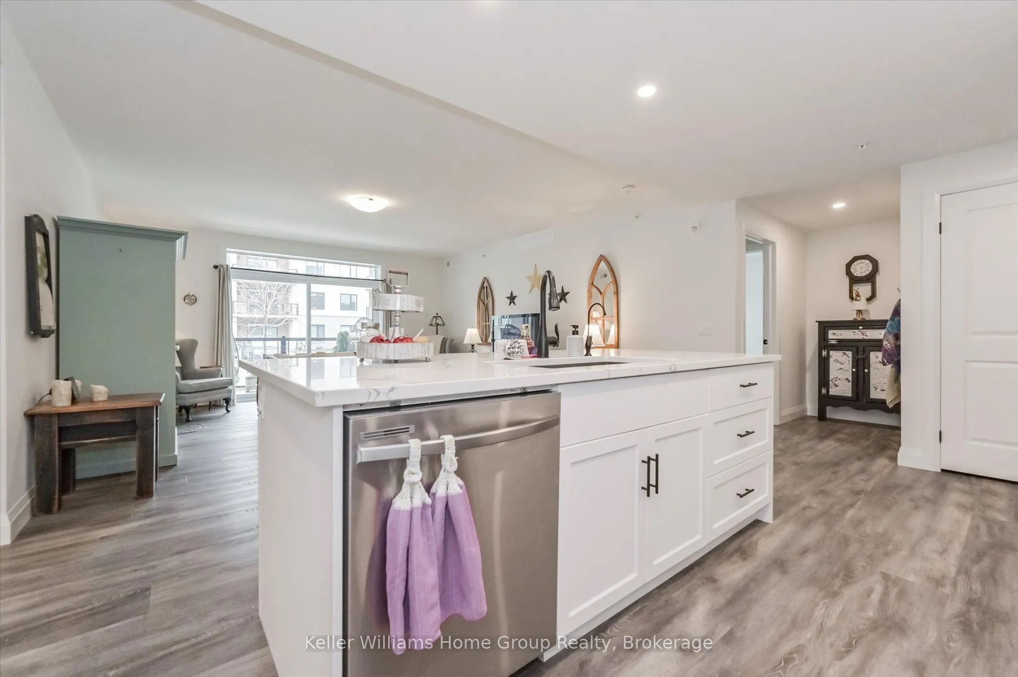 99A Farley Road, #101