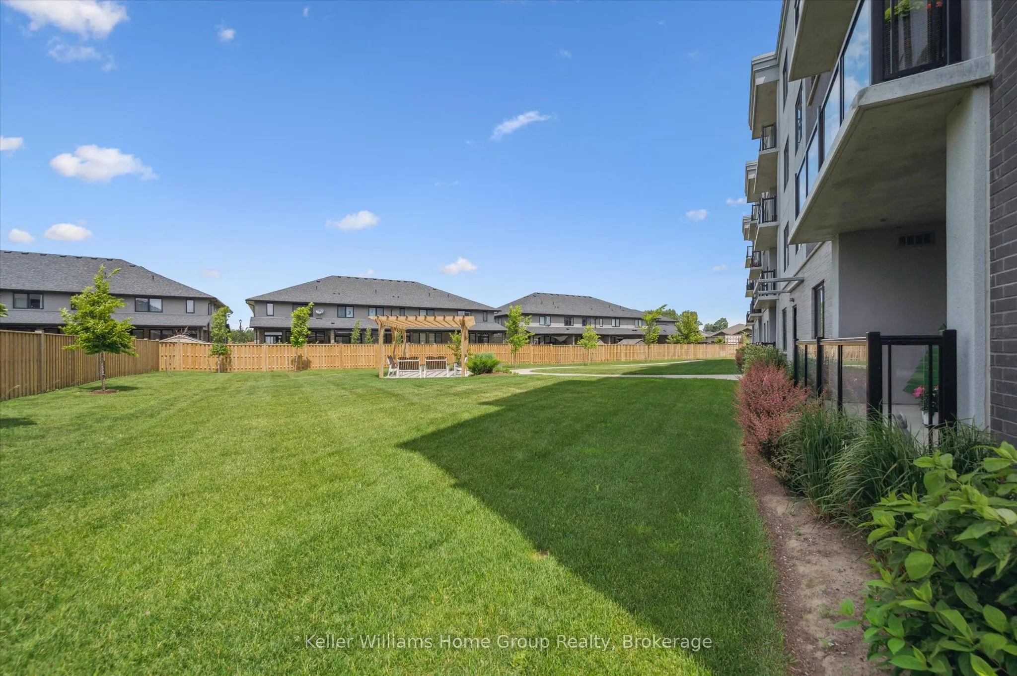 99A Farley Road, #101