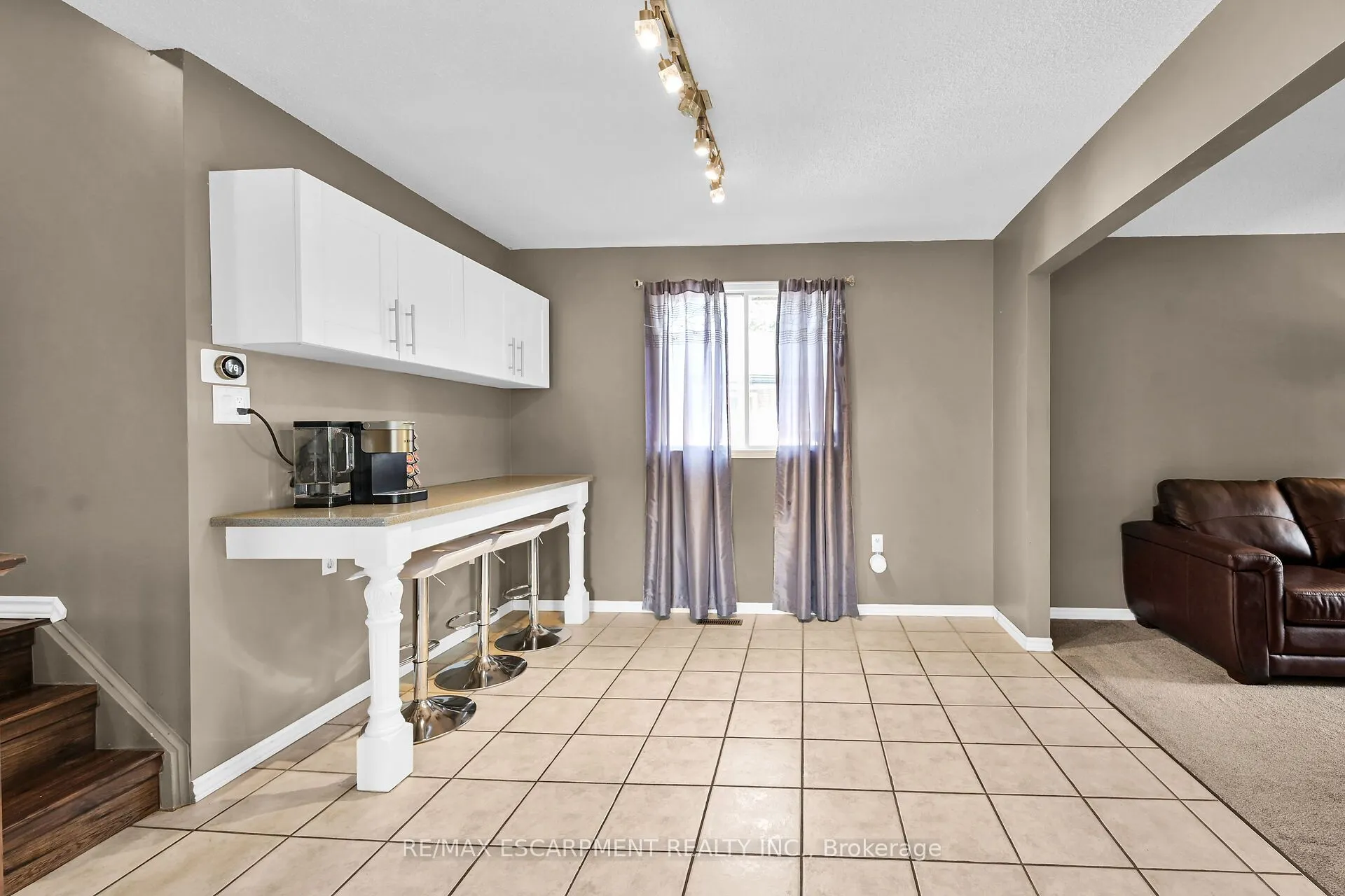 5 Ridell Crescent