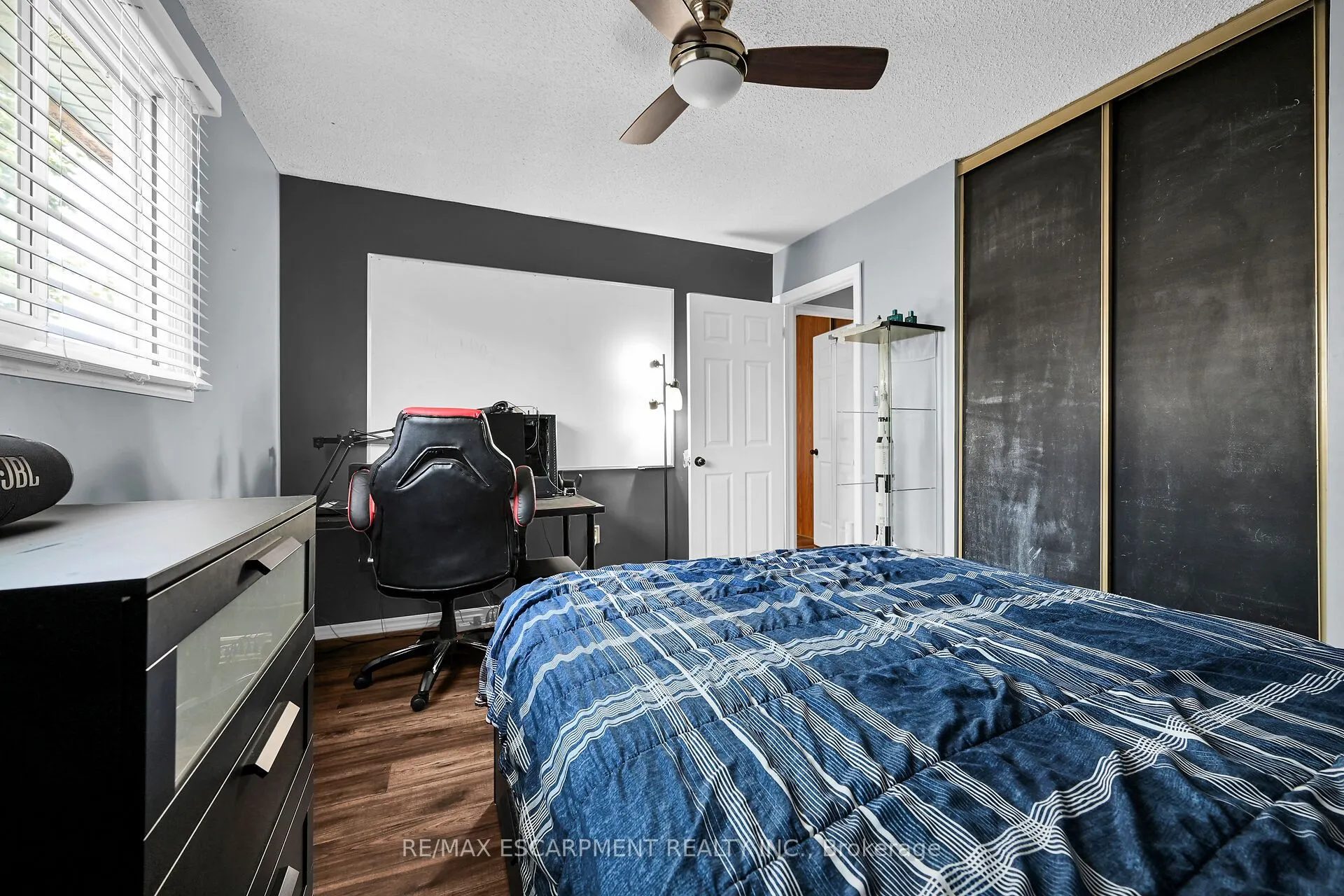 5 Ridell Crescent
