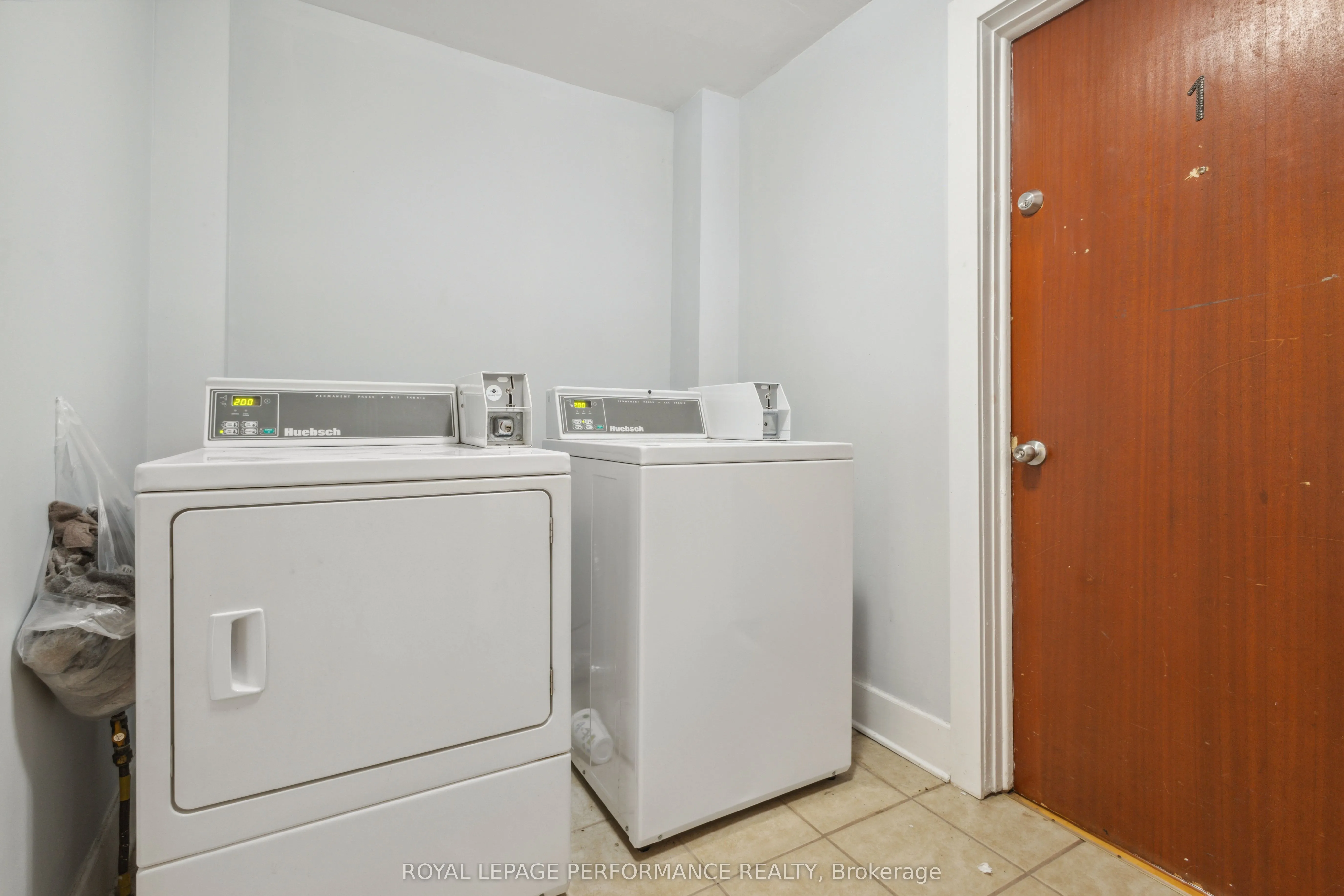 76-78-80 Cambridge Street N