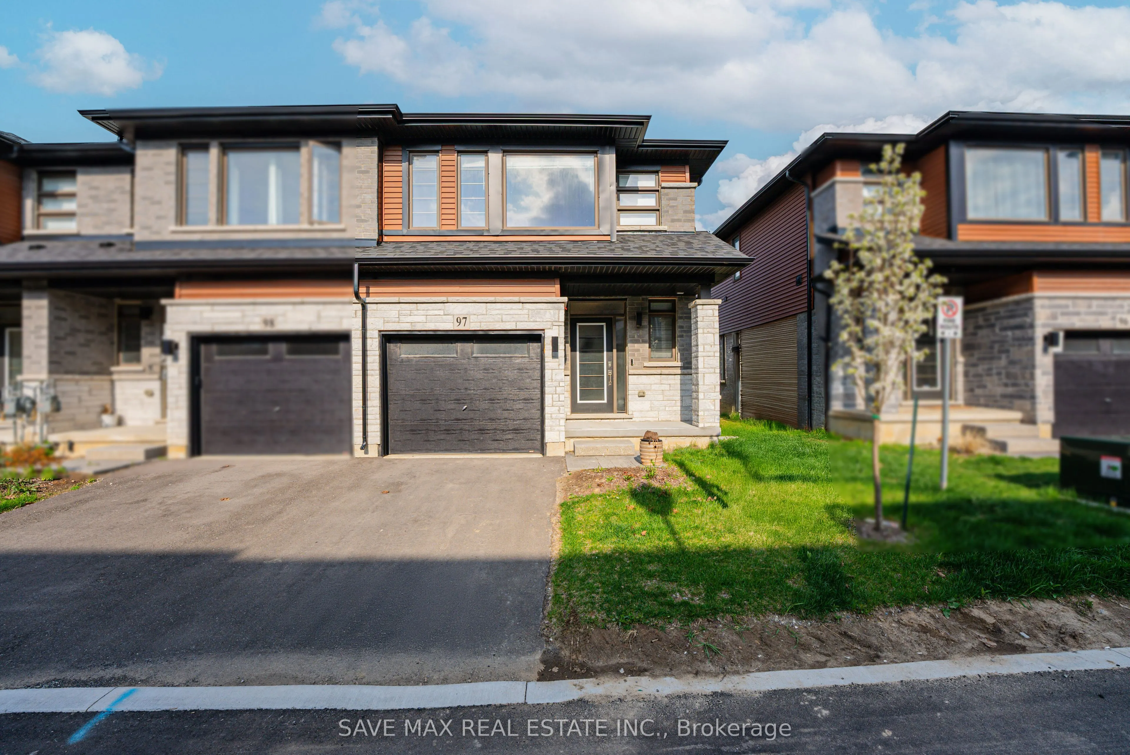 120 Court Drive, #97