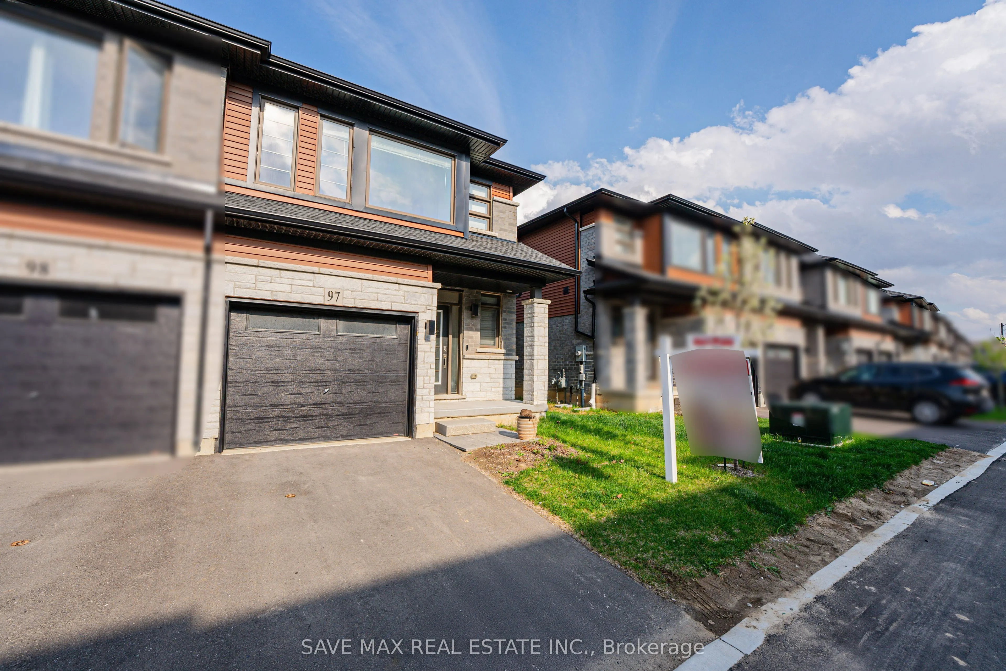 120 Court Drive, #97