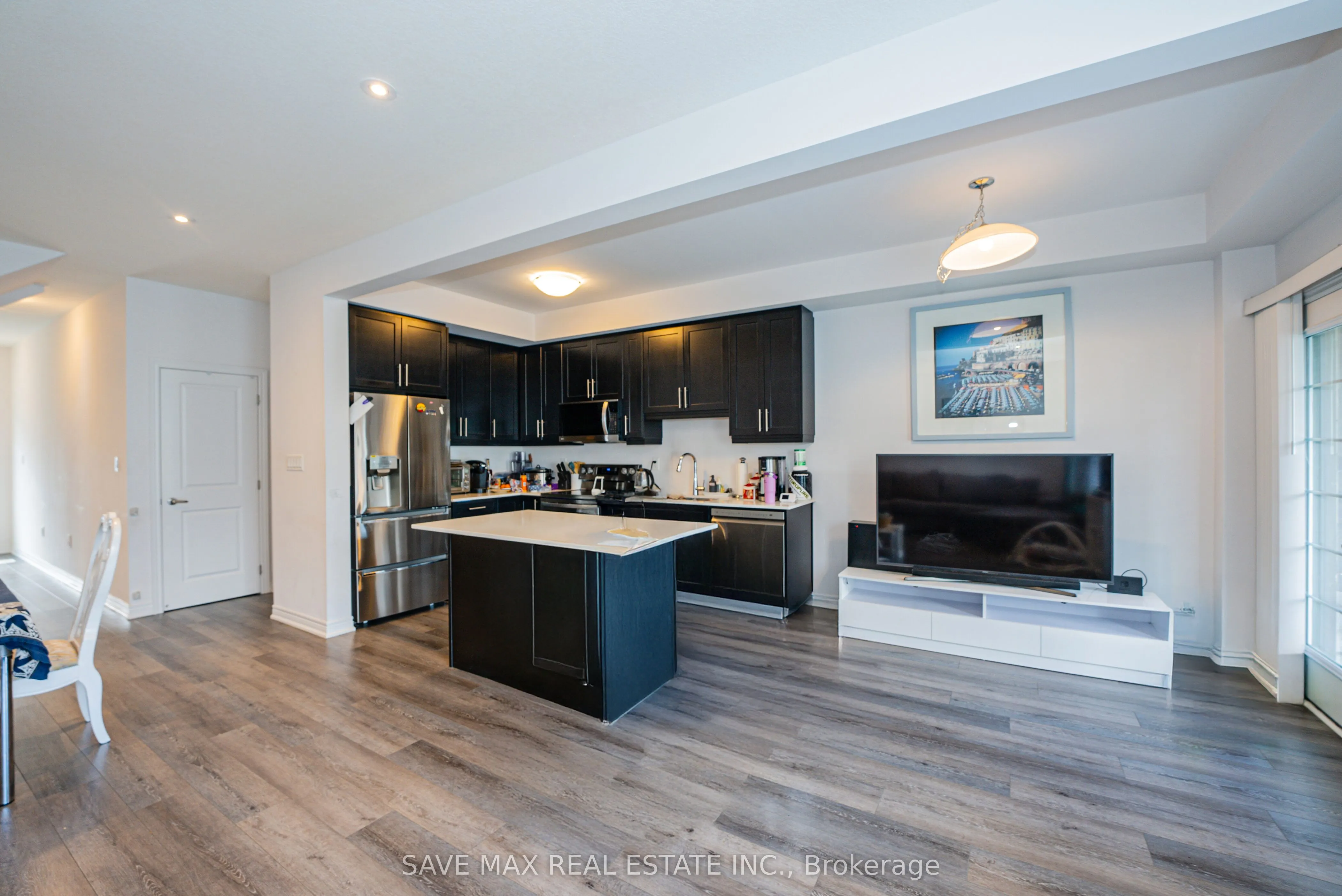 120 Court Drive, #97