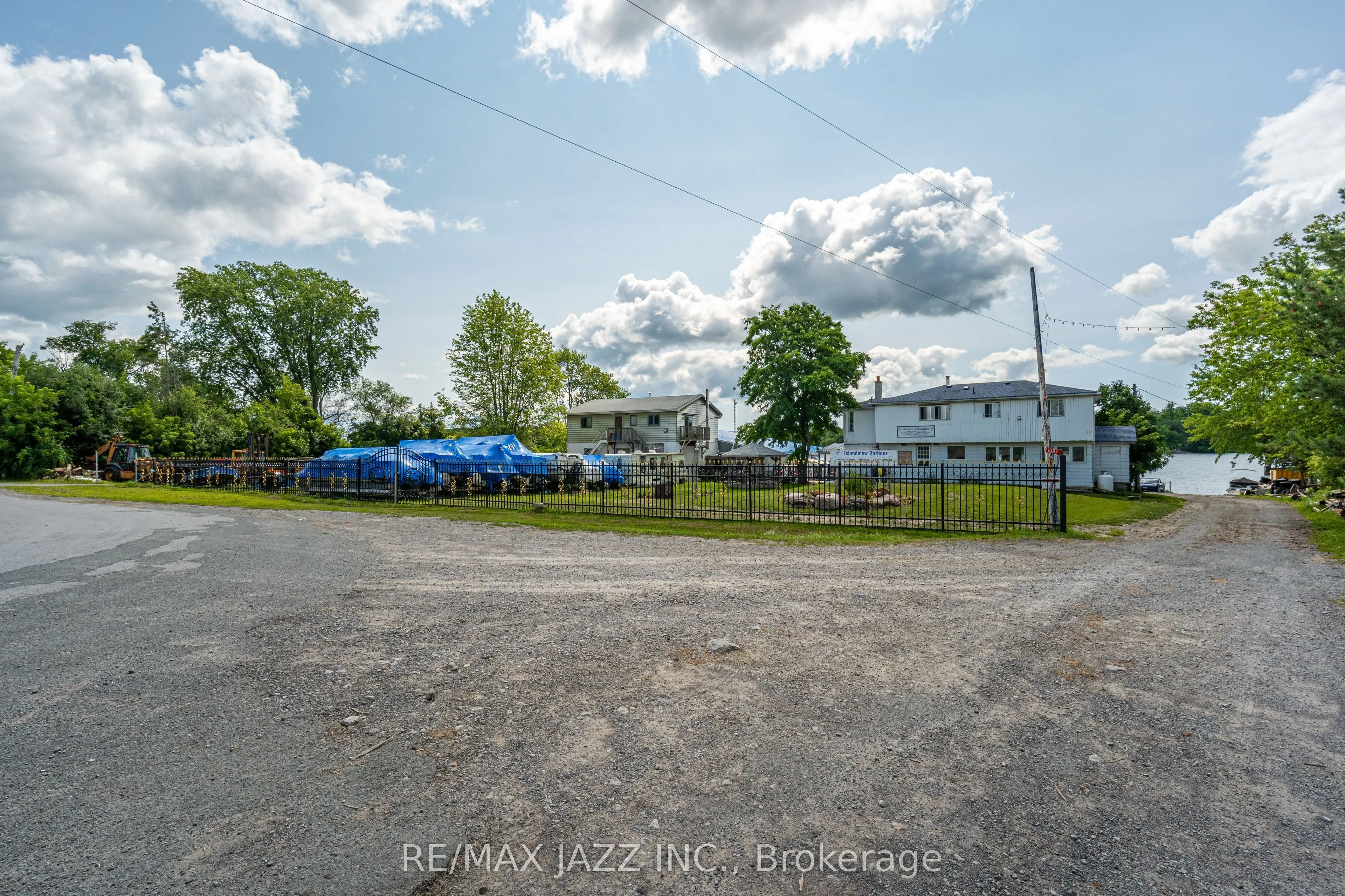 1087 Islandview Drive