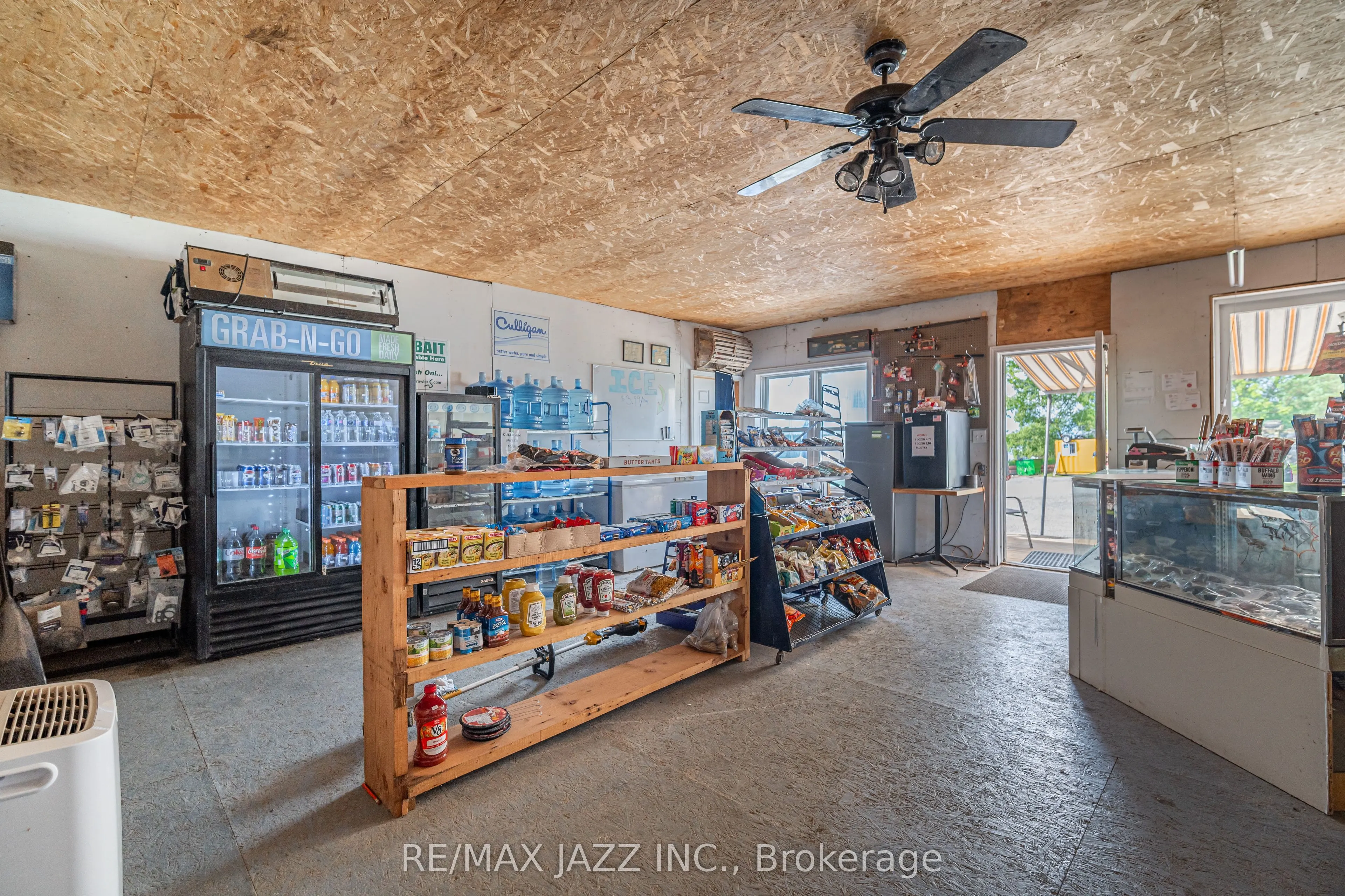 1087 Islandview Drive