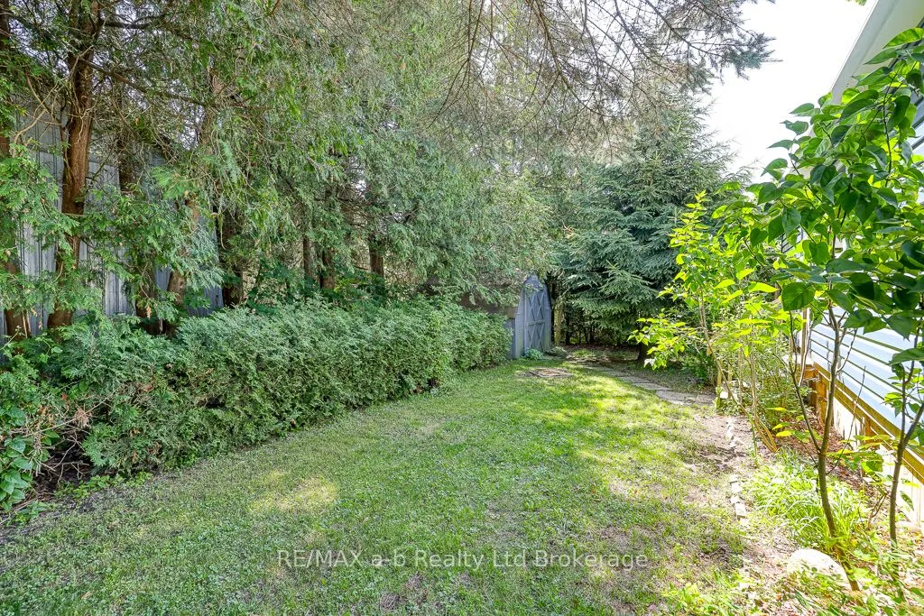 595487 59 Highway N, #14