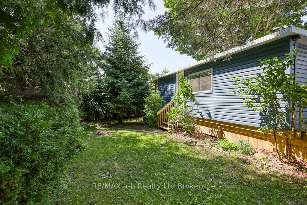 595487 59 Highway N, #14
