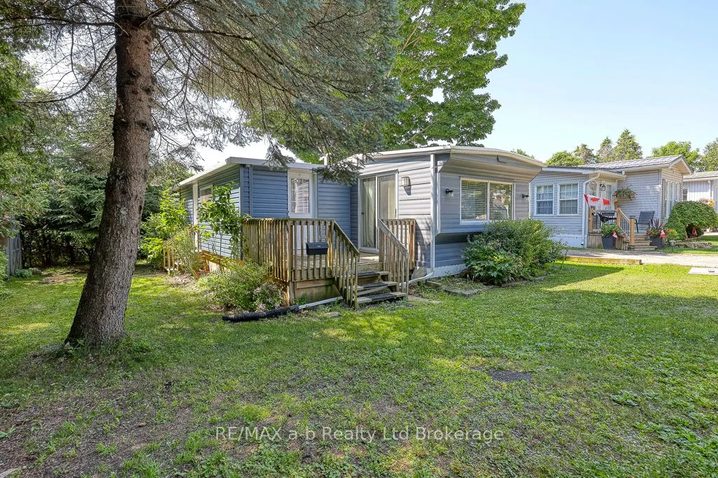 595487 59 Highway N, #14