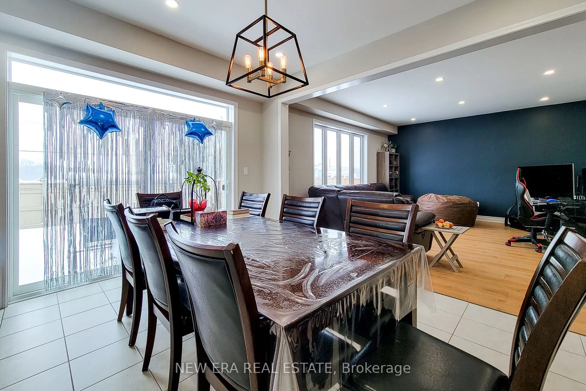 24 Esther Crescent
