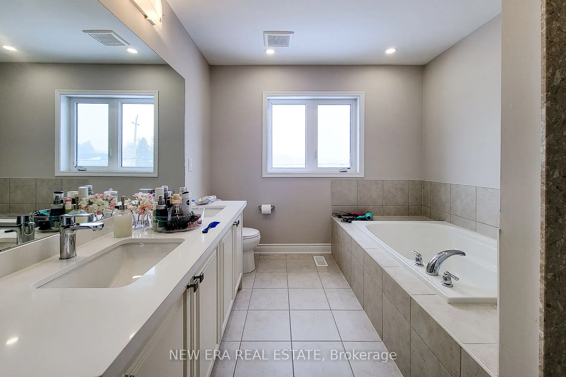24 Esther Crescent