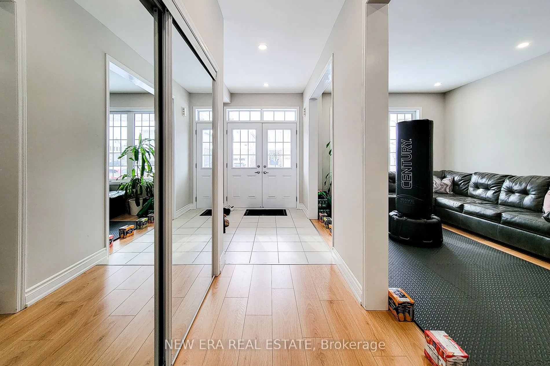 24 Esther Crescent