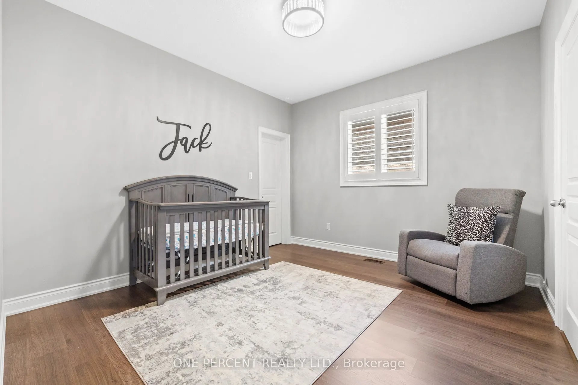 107 Avanti Crescent