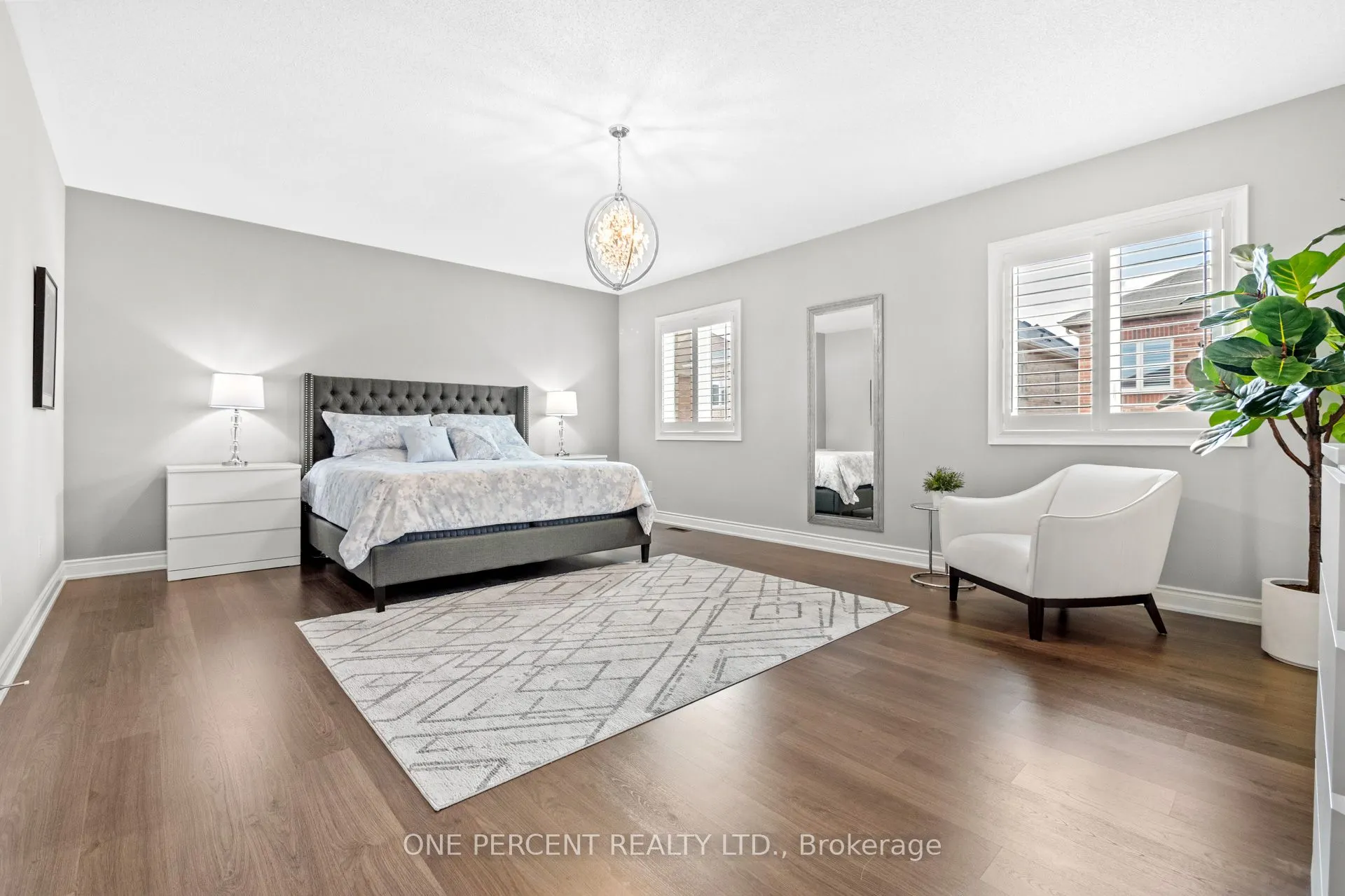 107 Avanti Crescent