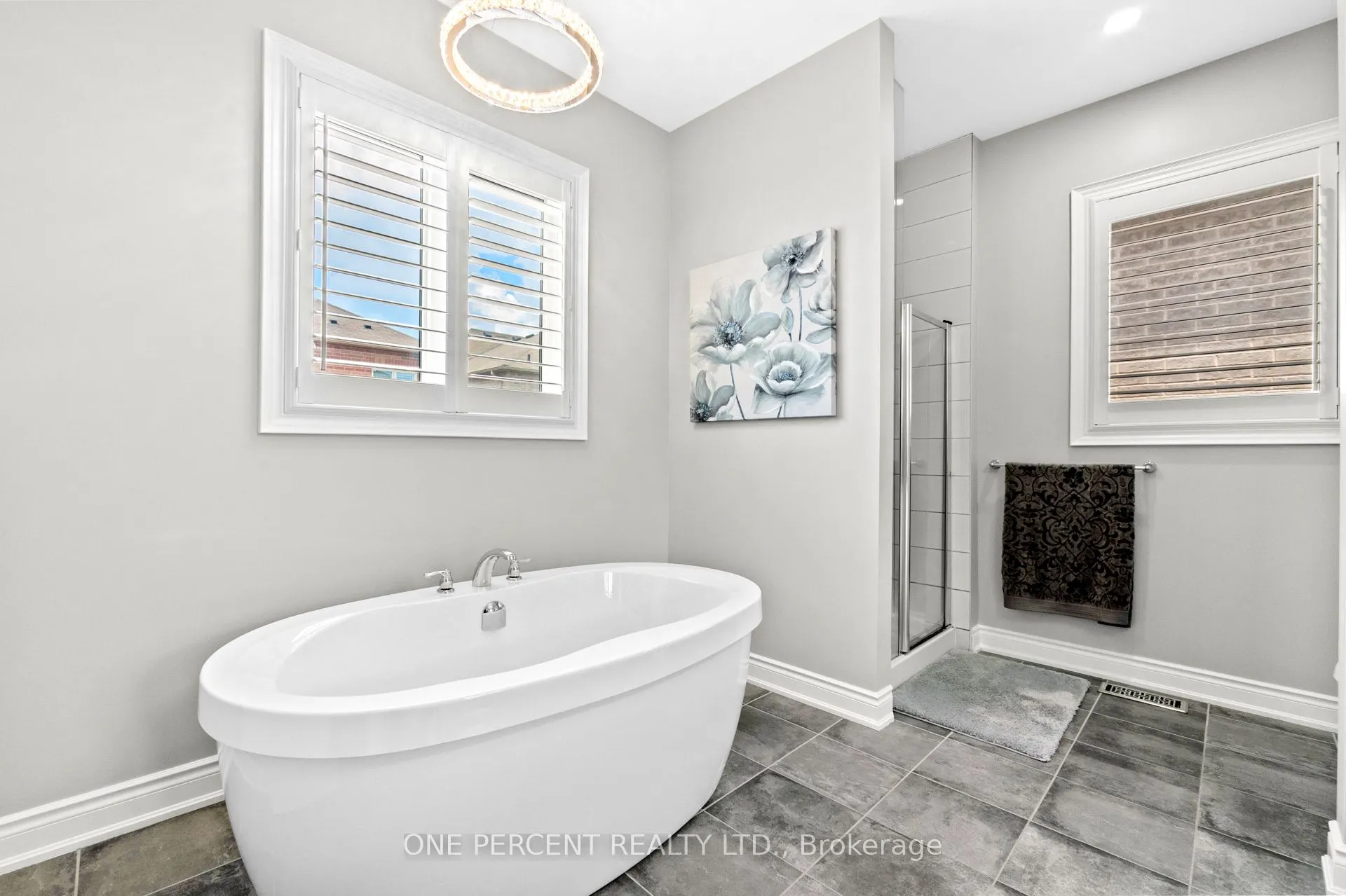 107 Avanti Crescent