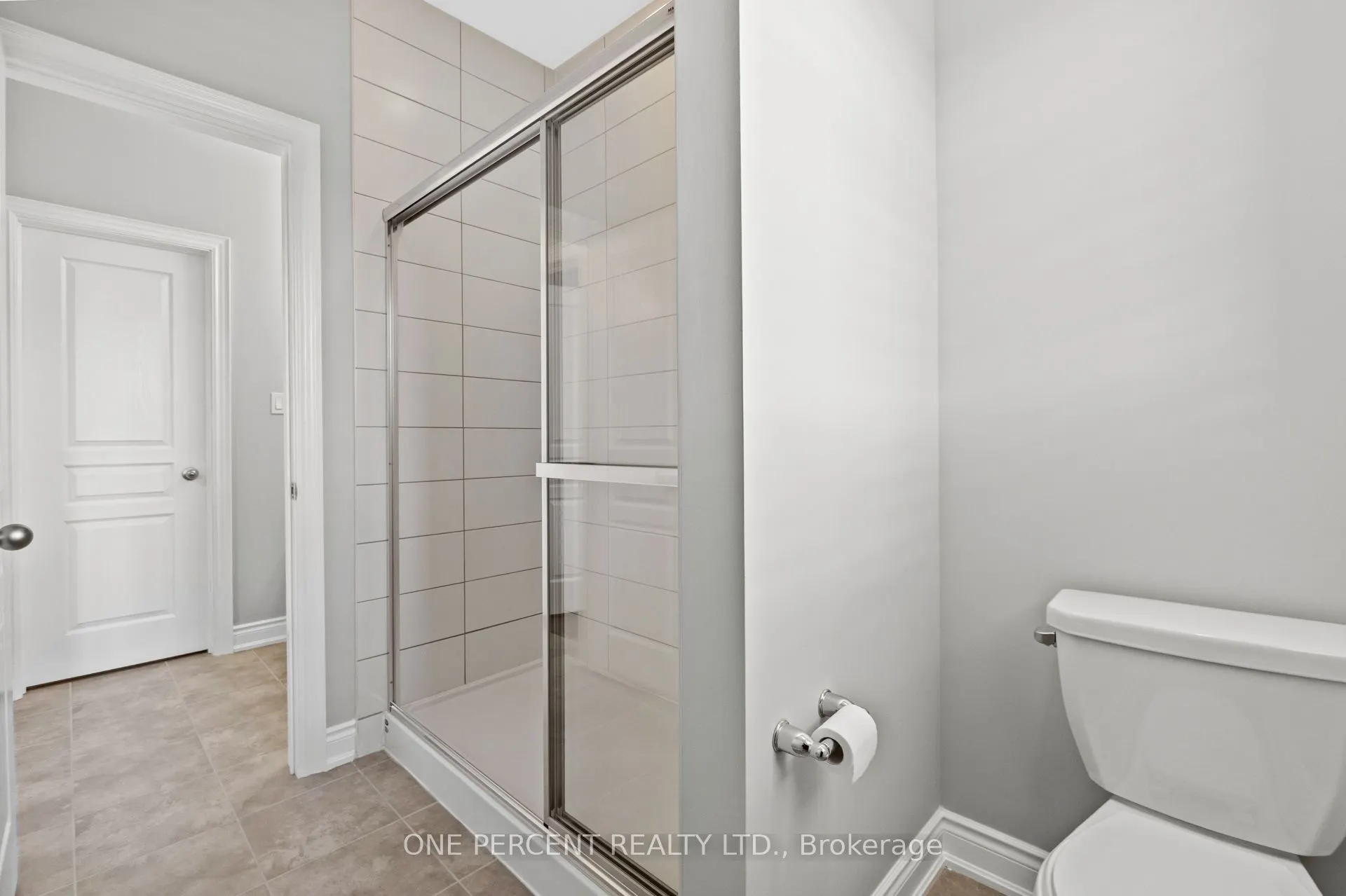 107 Avanti Crescent