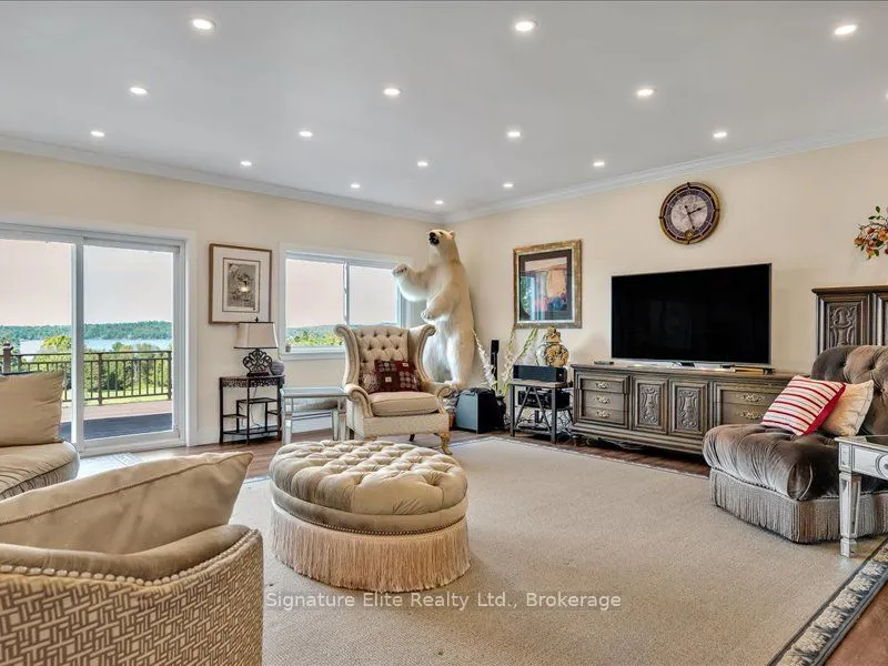 2250 Gilchrist Bay Road