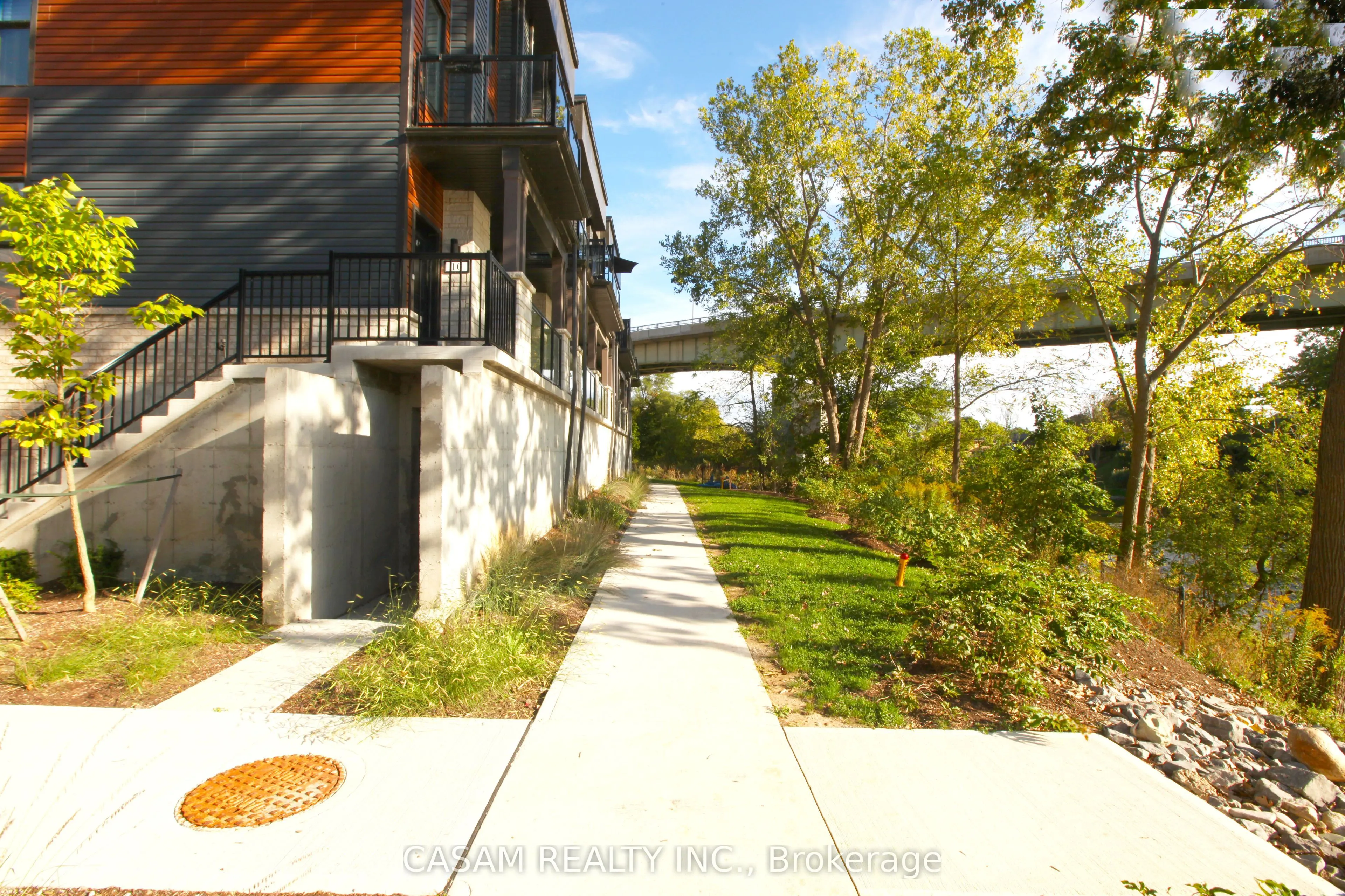 2 Willow Street N, #10
