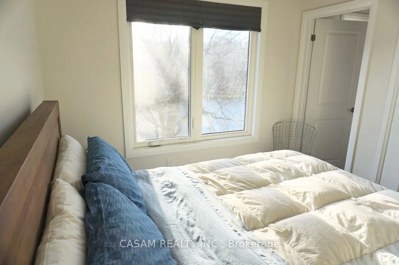 2 Willow Street N, #10