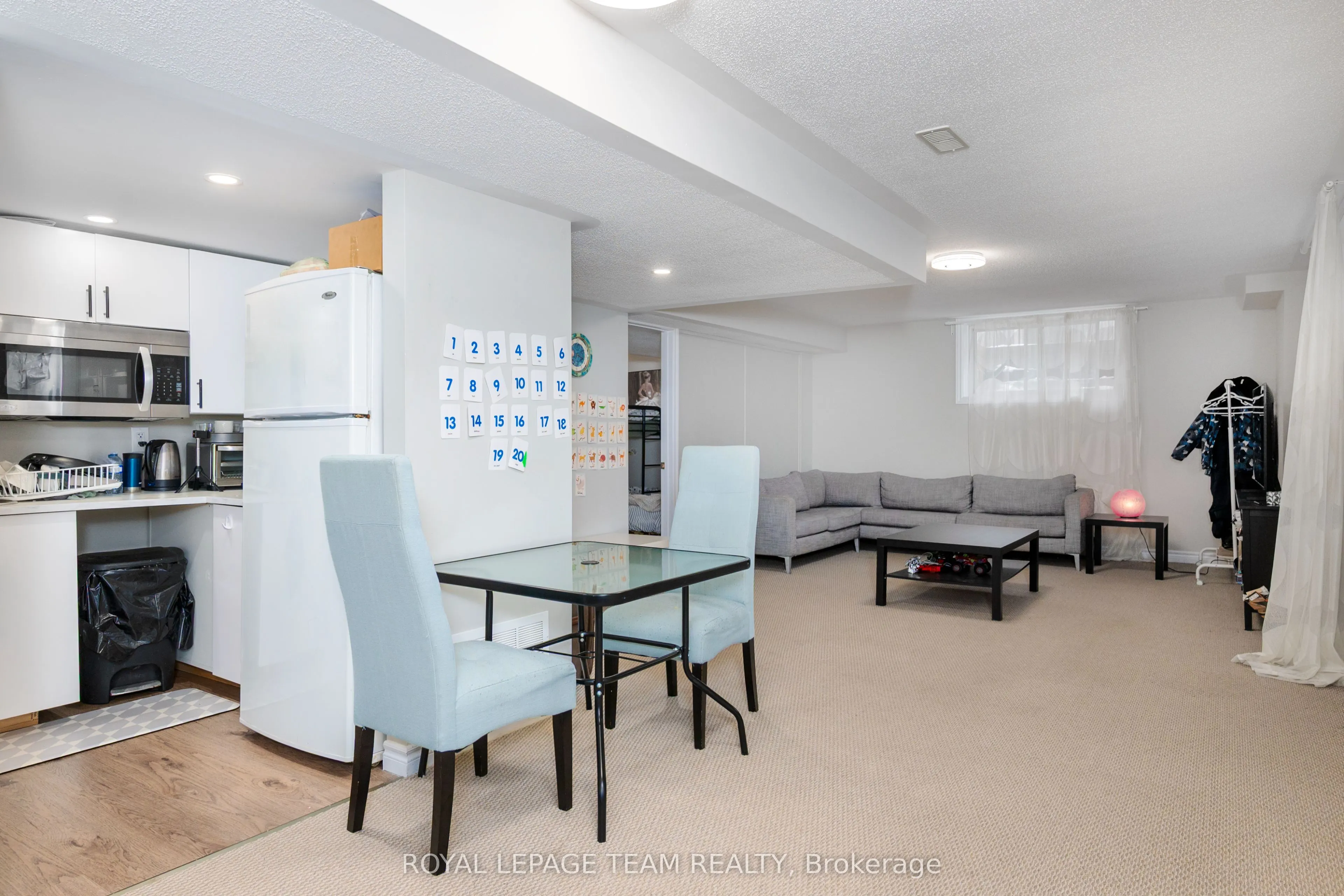 12 Knockaderry Crescent