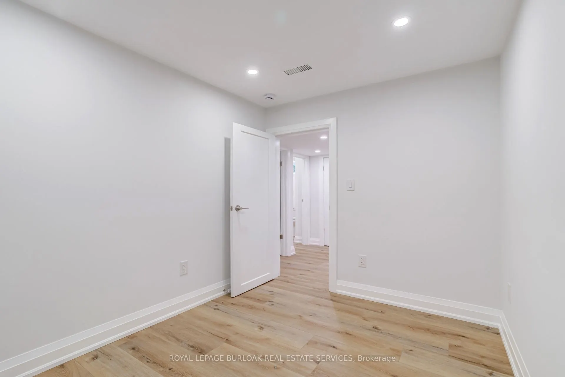 63 Fernwood Crescent