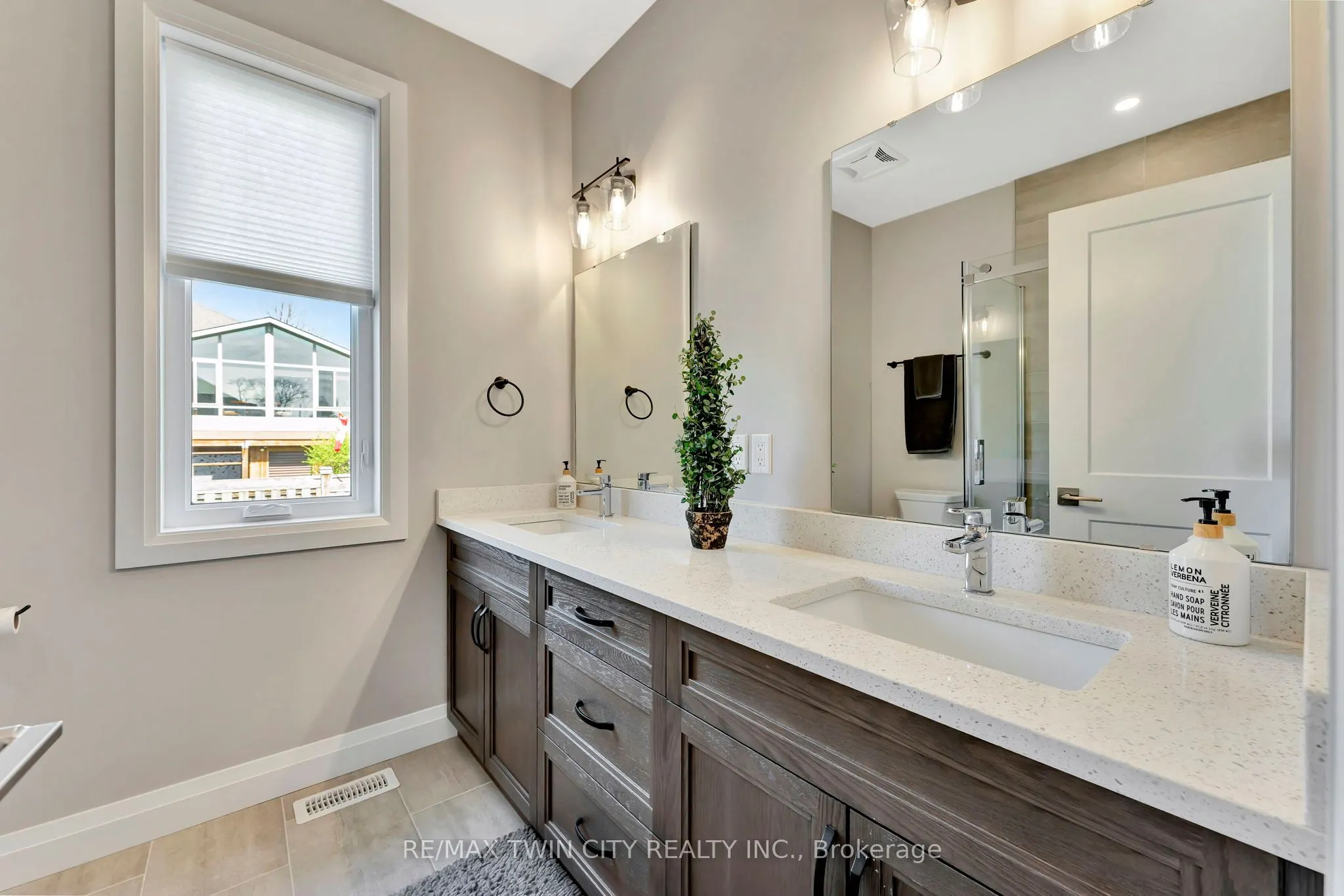 68 Cedar Street, #12