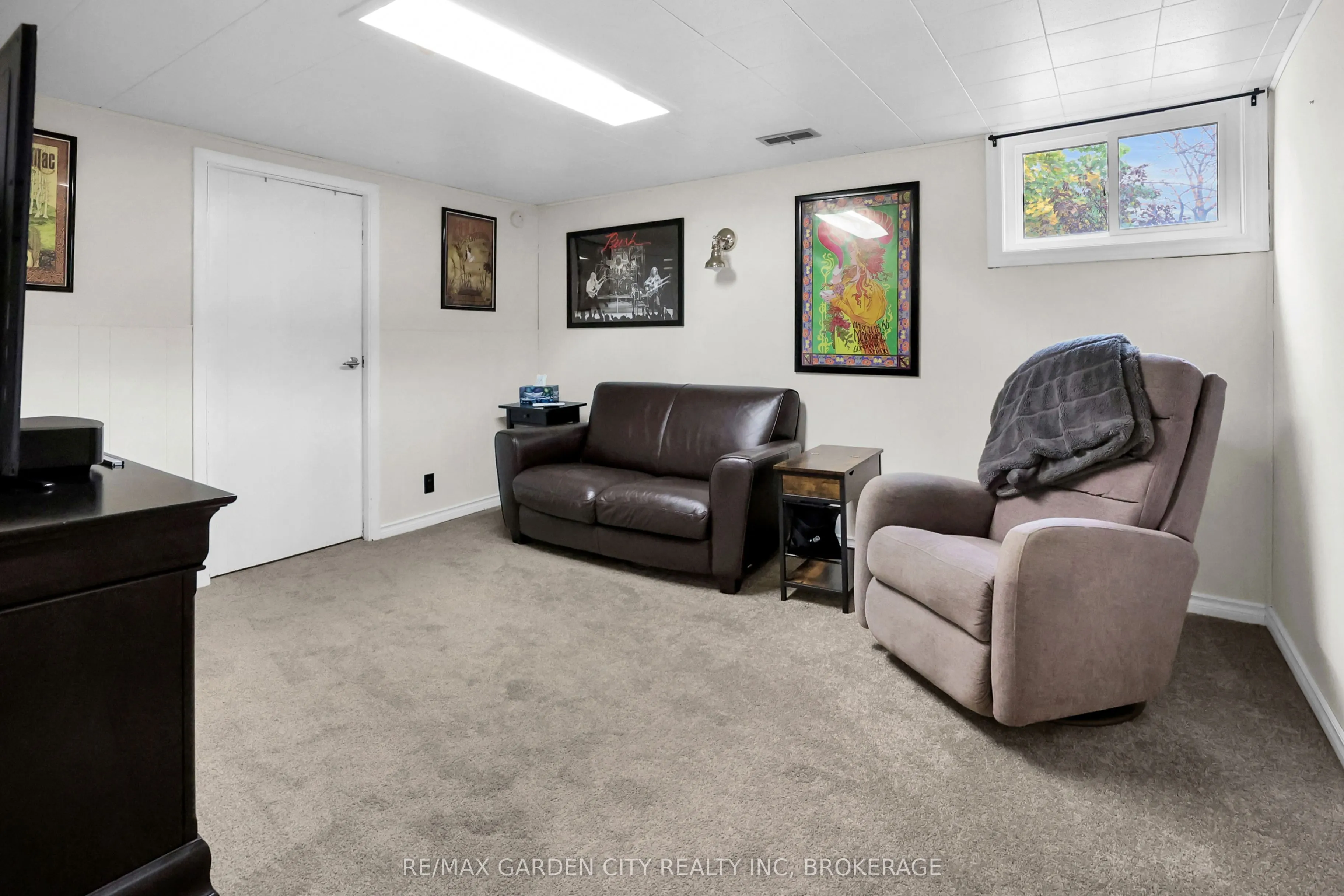 26 Millward Avenue