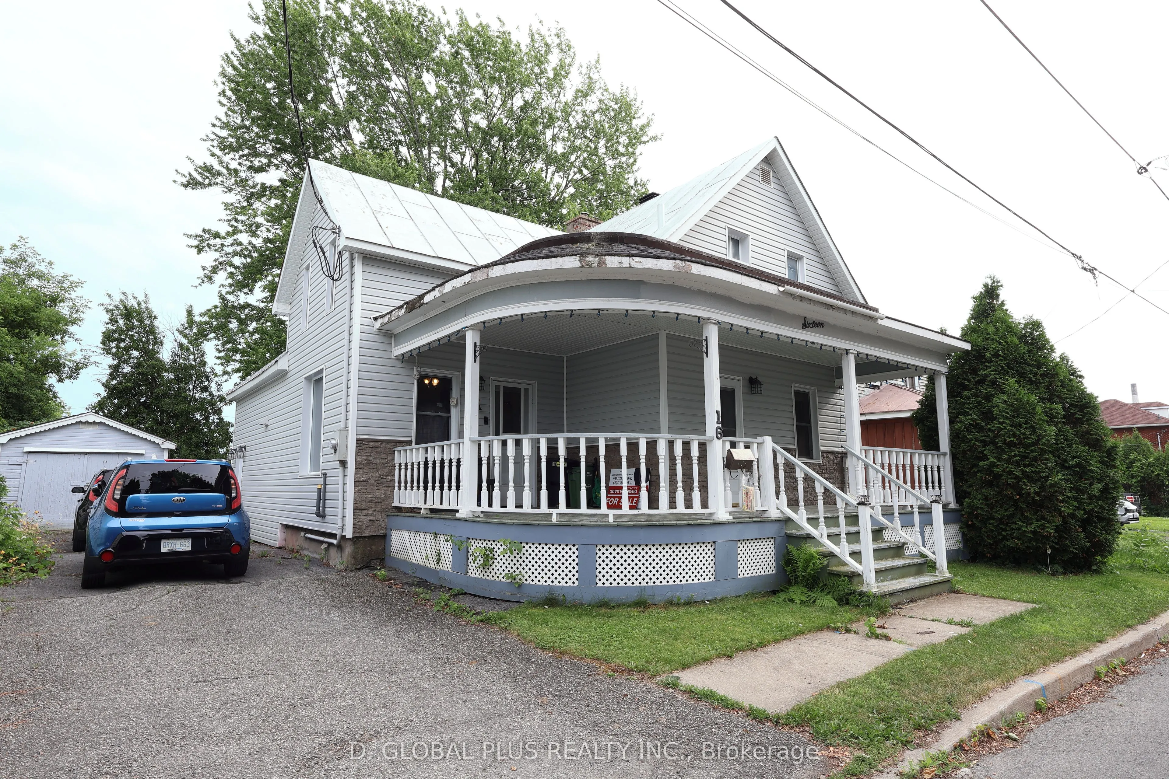 16 Smith Avenue
