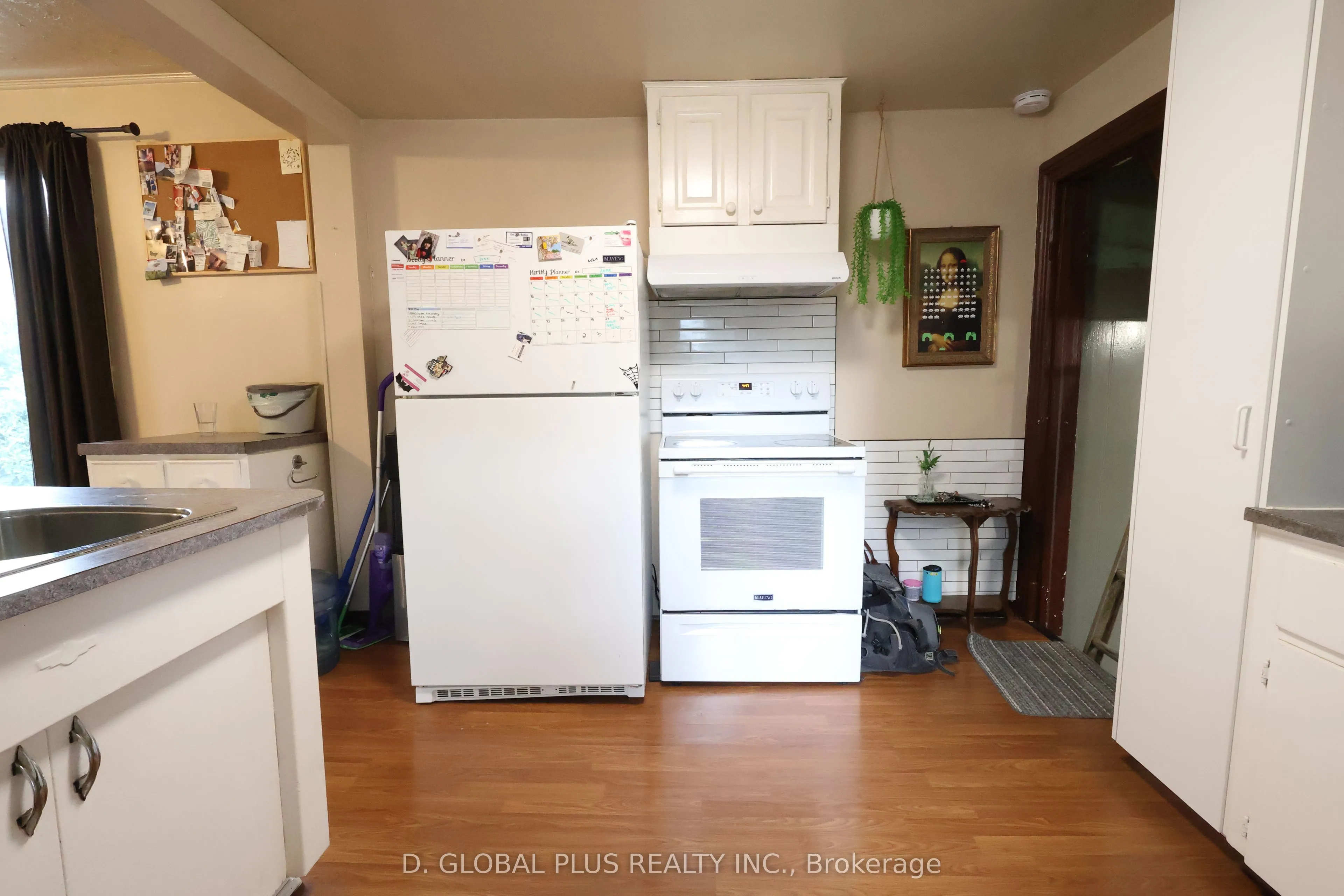 16 Smith Avenue