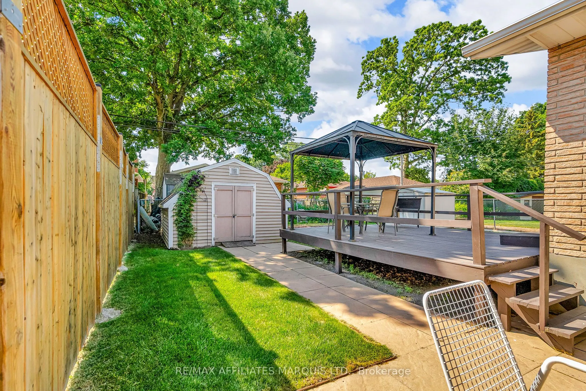 3 Leap Court