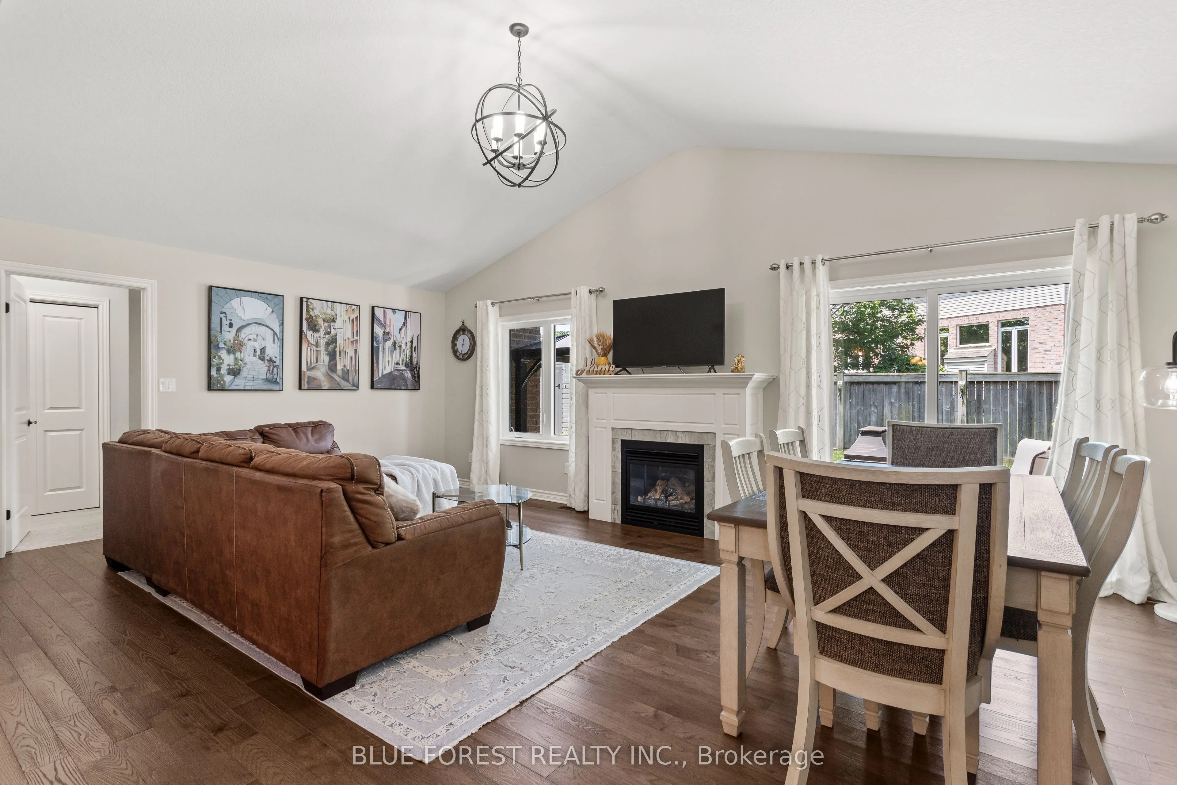 42 Hickory Lane