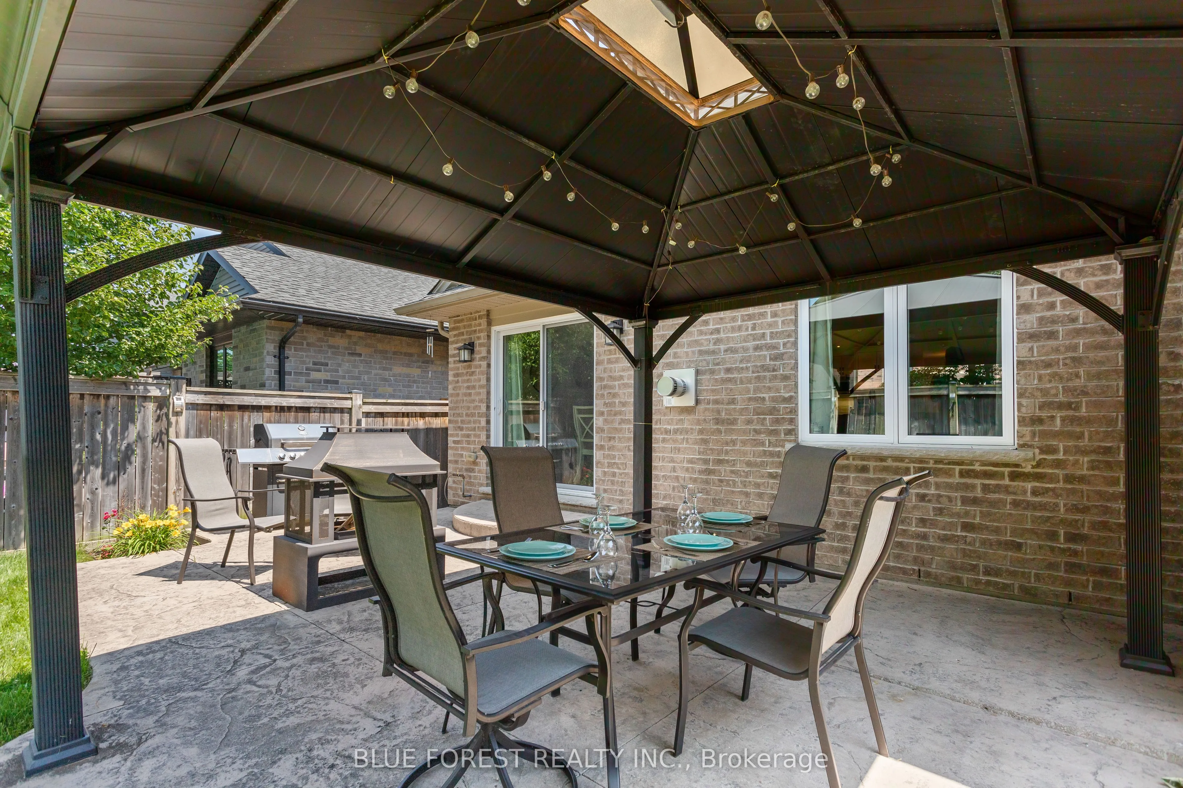42 Hickory Lane