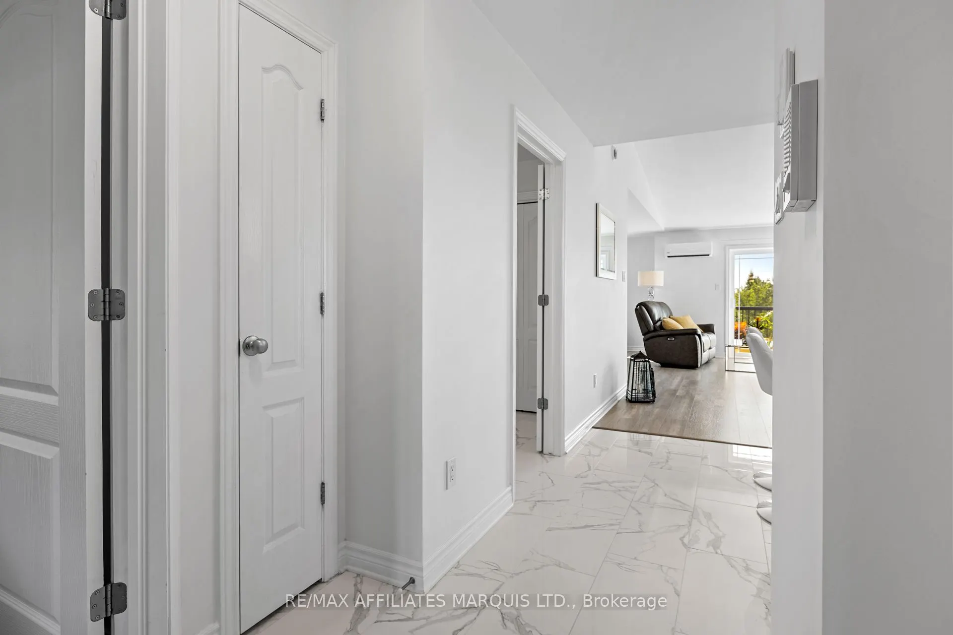 229 WATER Street E, #212