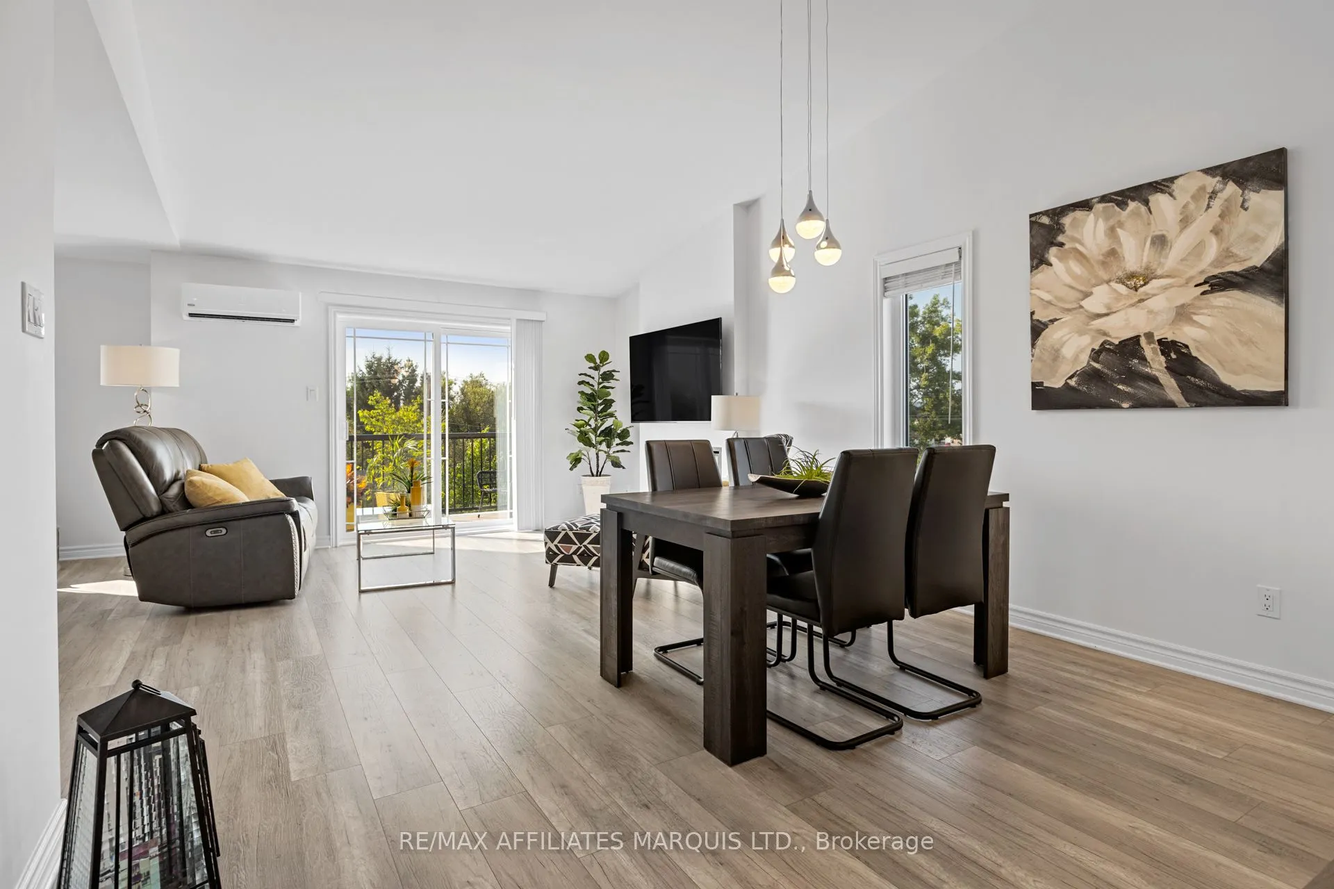 229 WATER Street E, #212