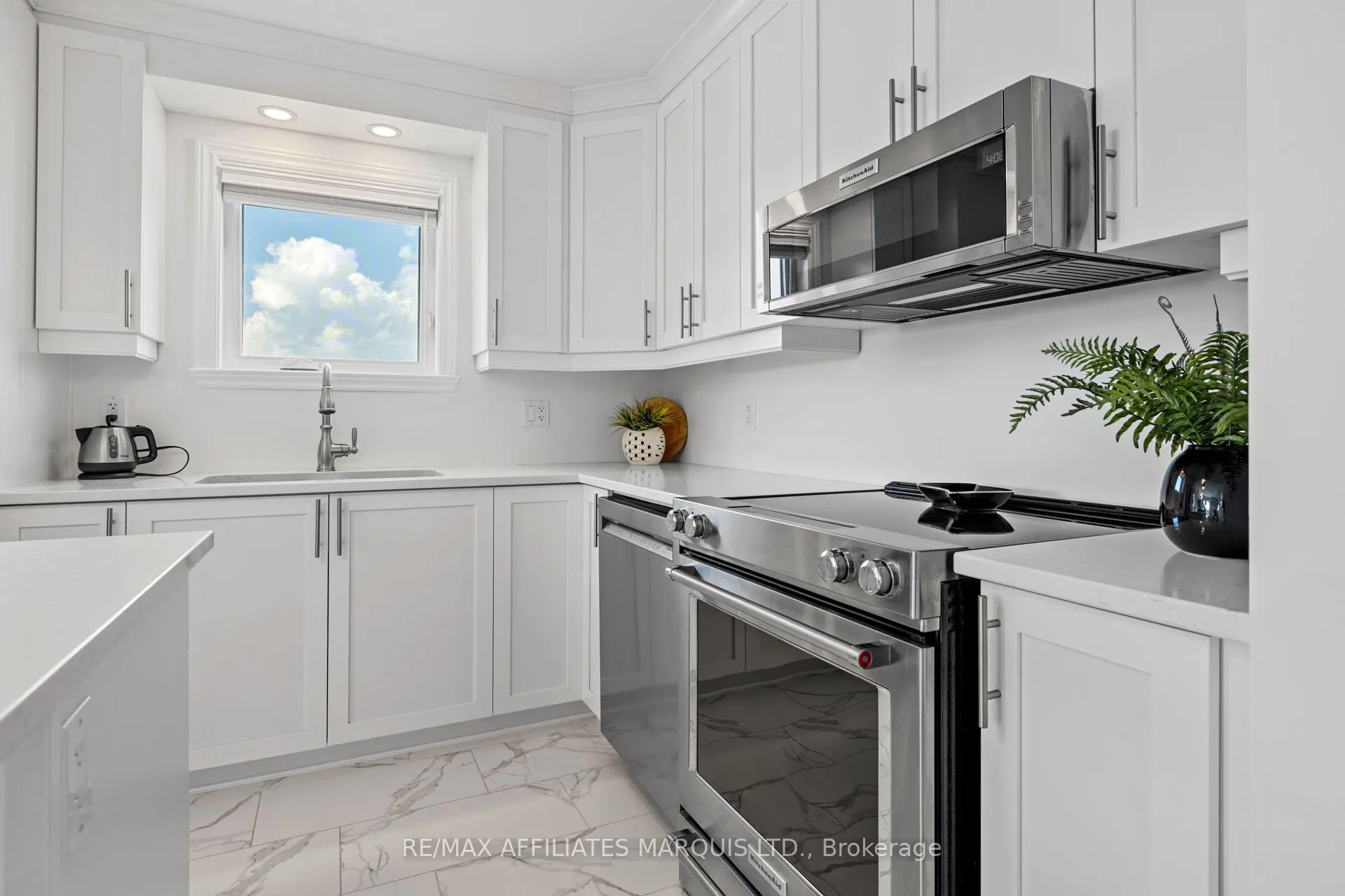 229 WATER Street E, #204