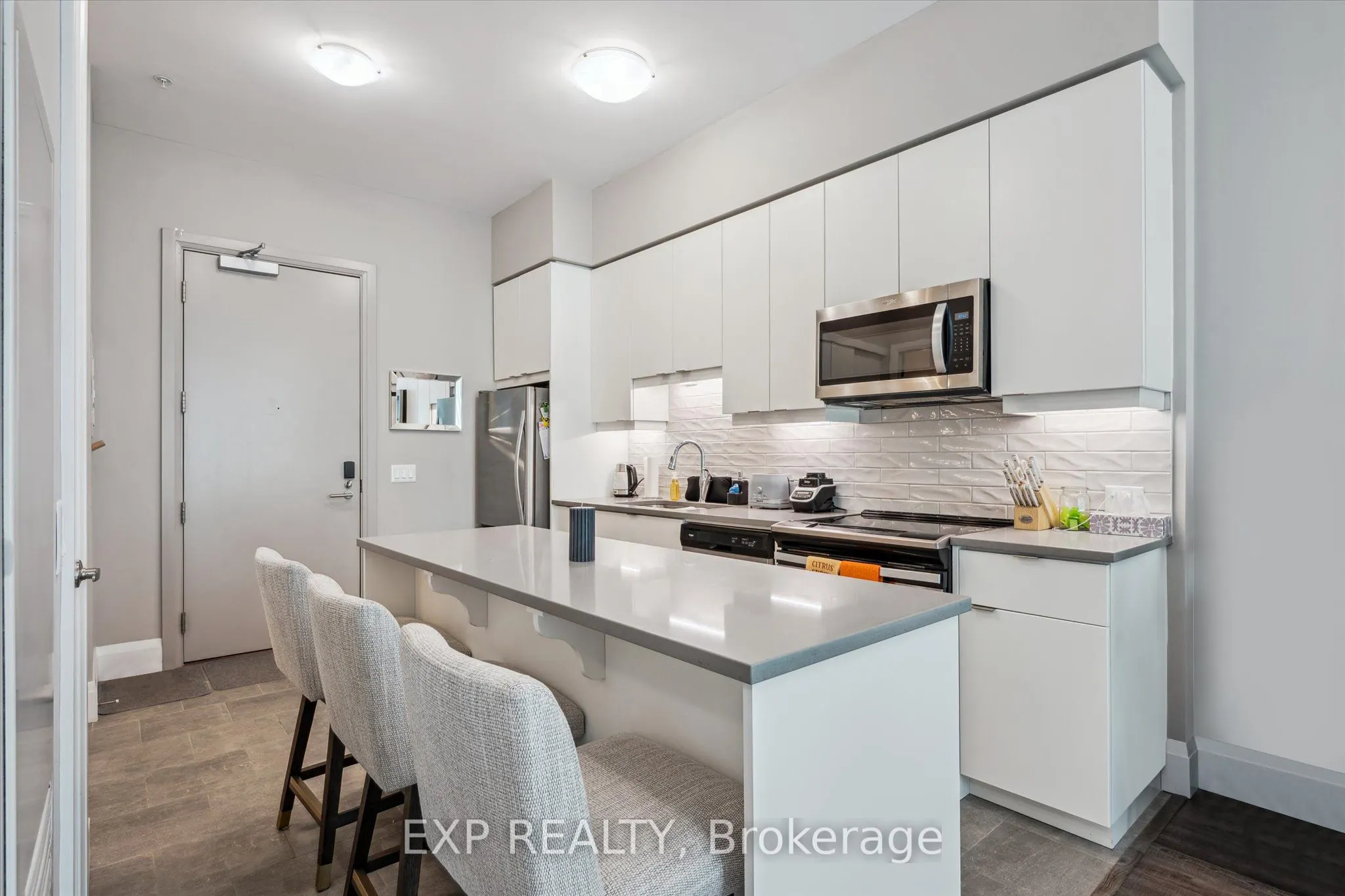 73 Arthur Street, #108