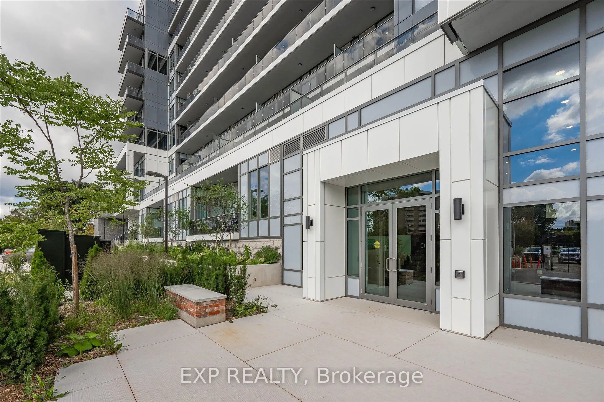 73 Arthur Street, #108