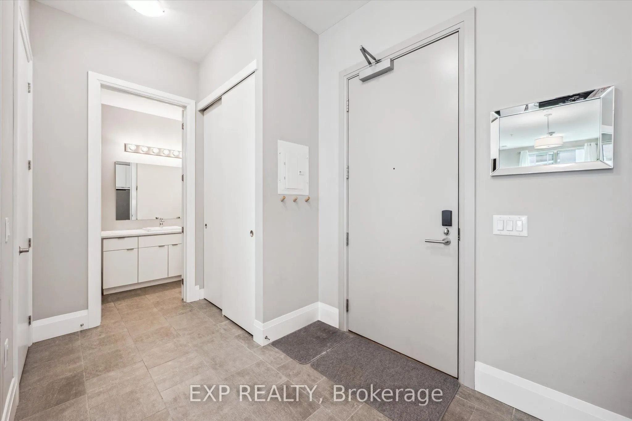 73 Arthur Street, #108