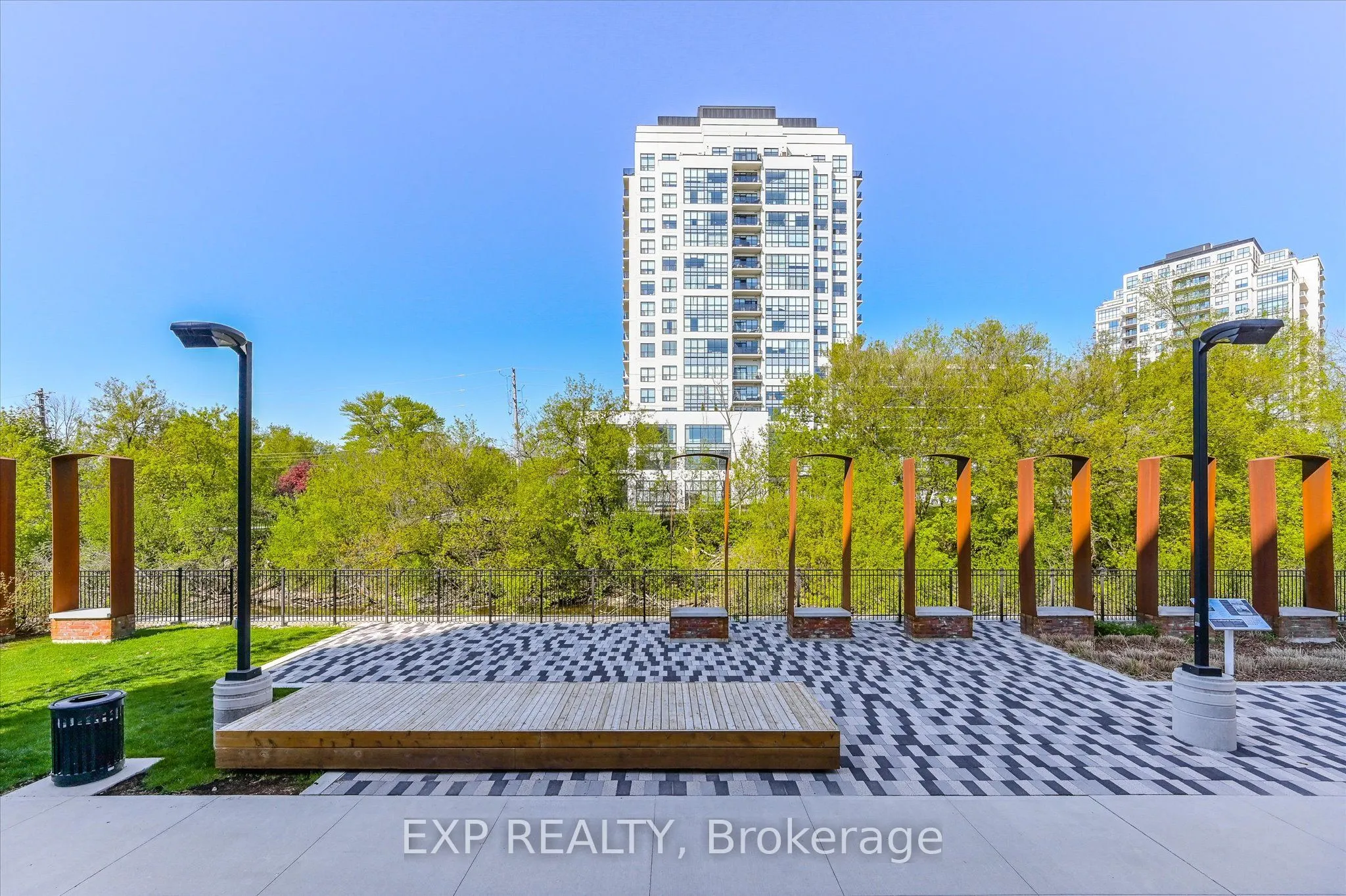 73 Arthur Street, #108