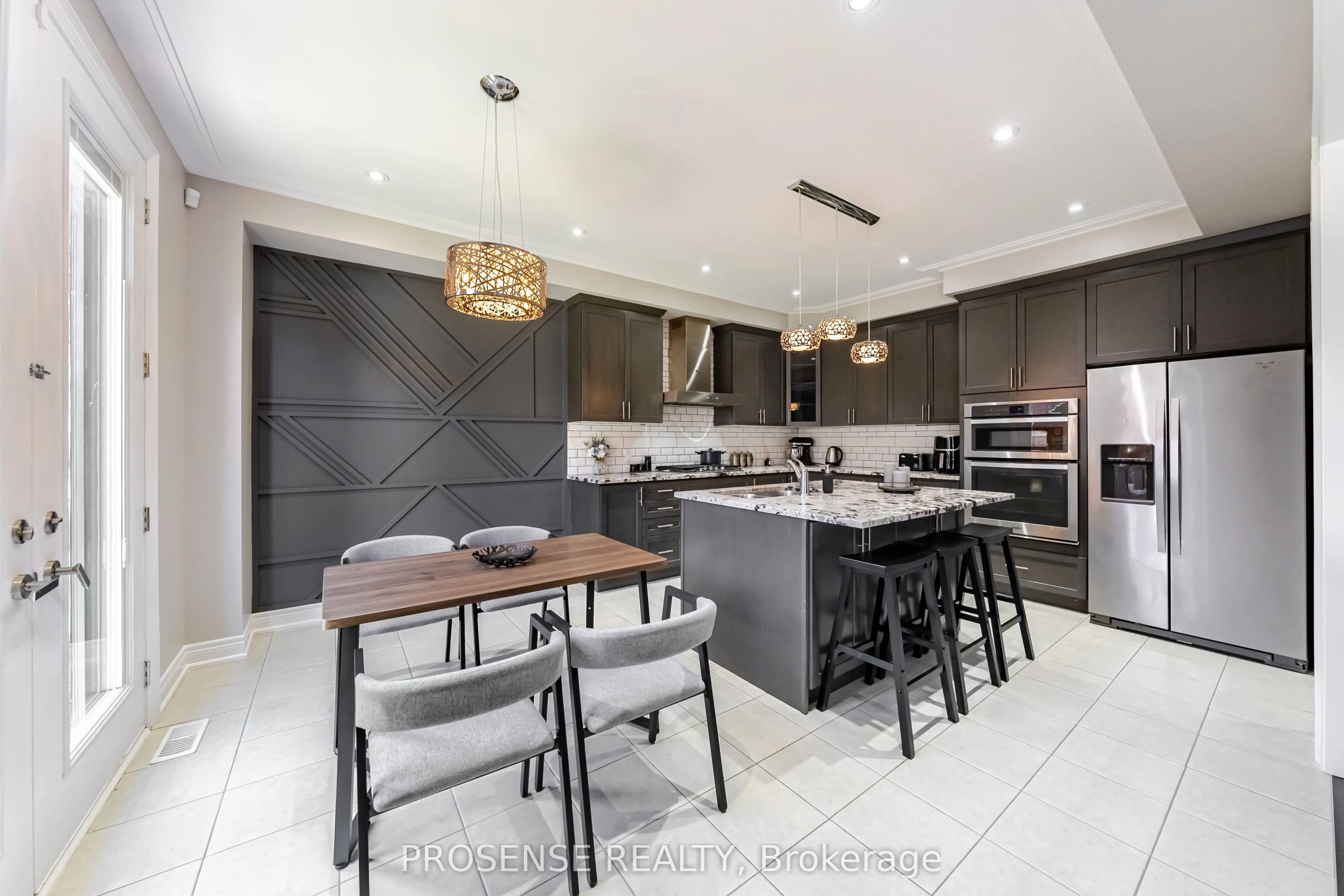 8 Macbean Crescent