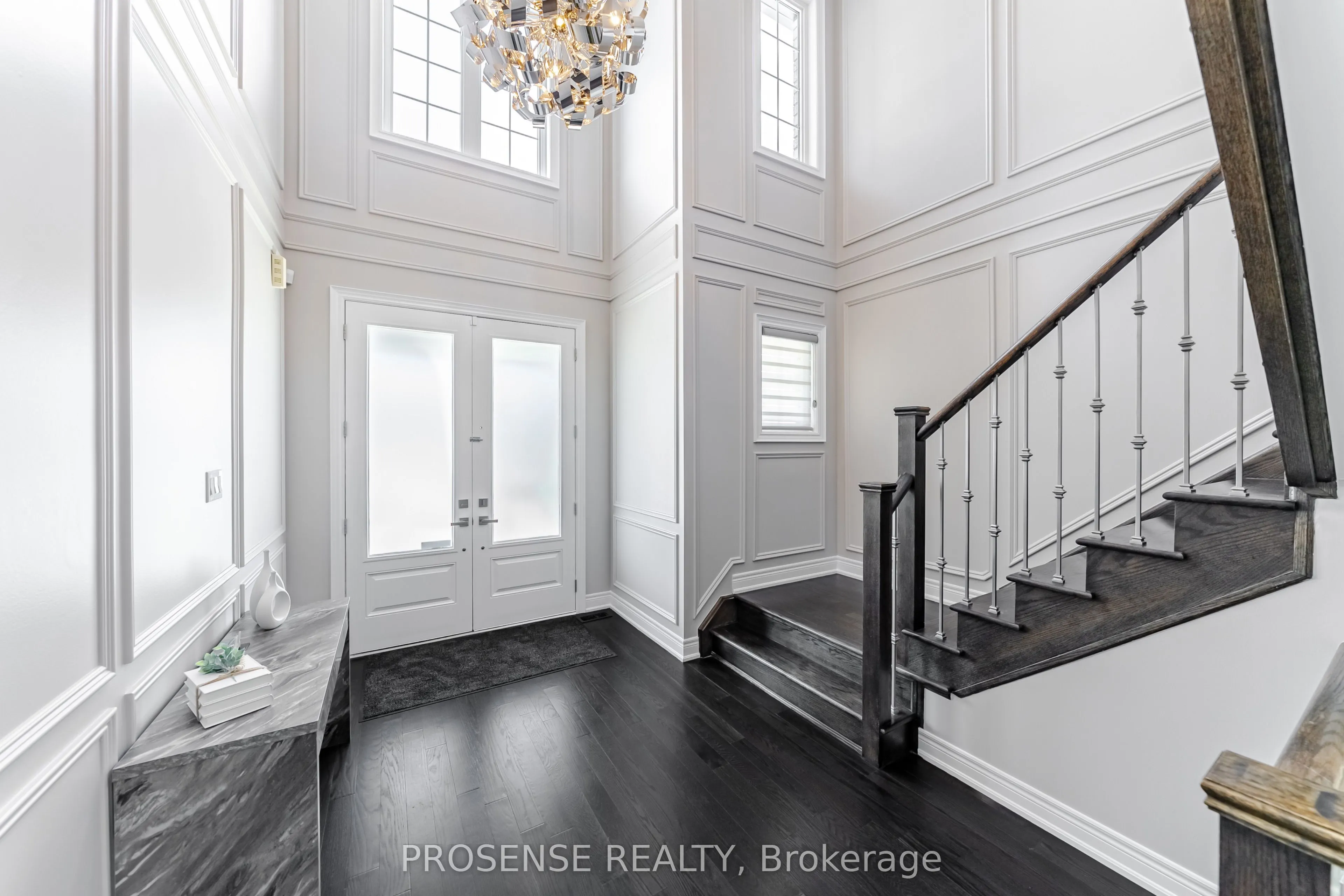 8 Macbean Crescent