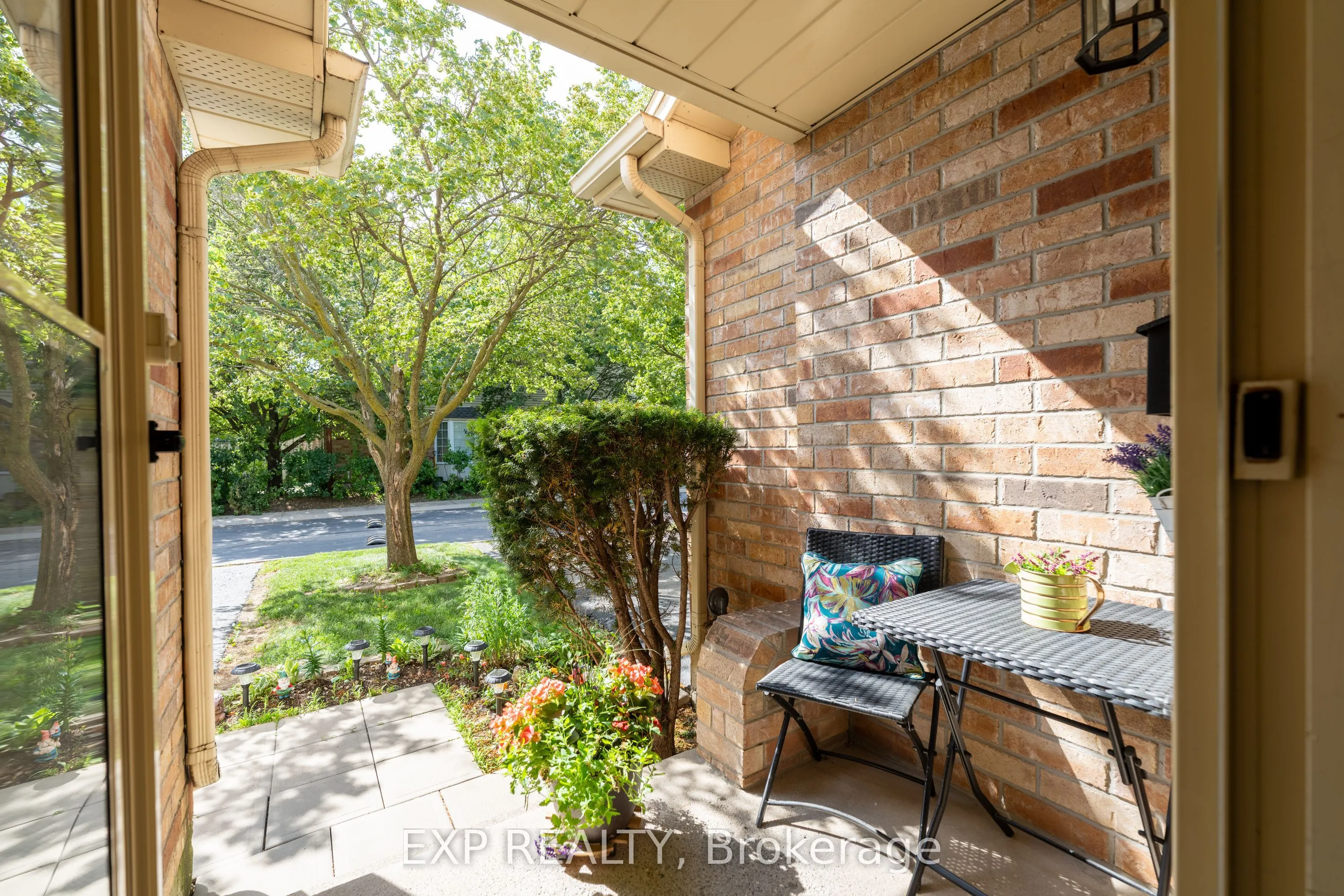 44 Frances Avenue, #28