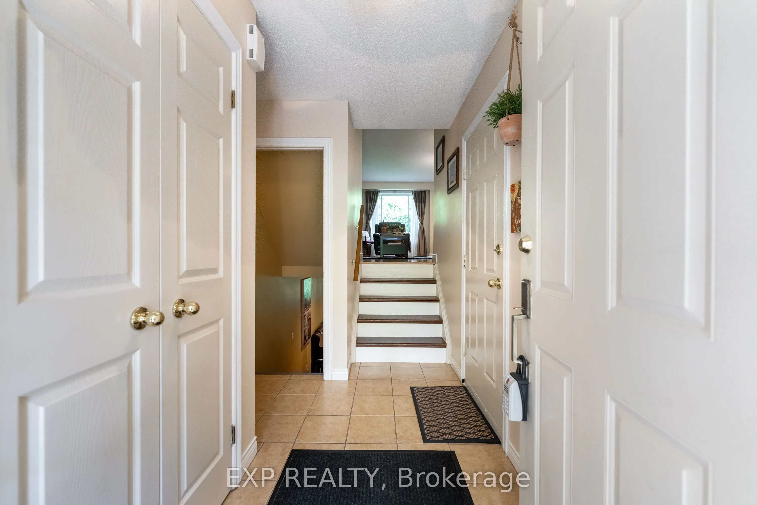 44 Frances Avenue, #28