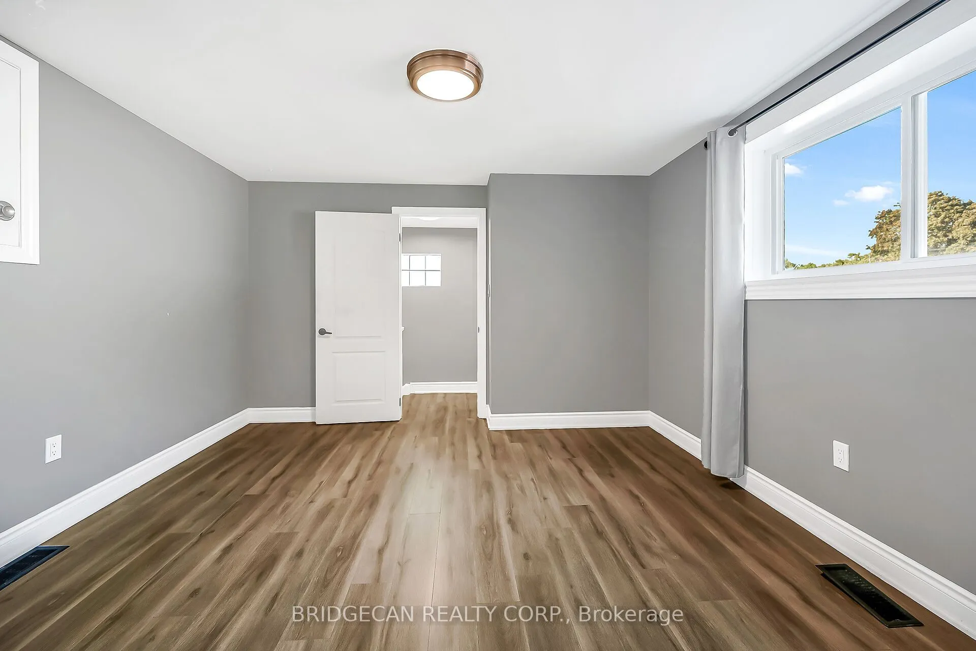 17 Brierwood Avenue
